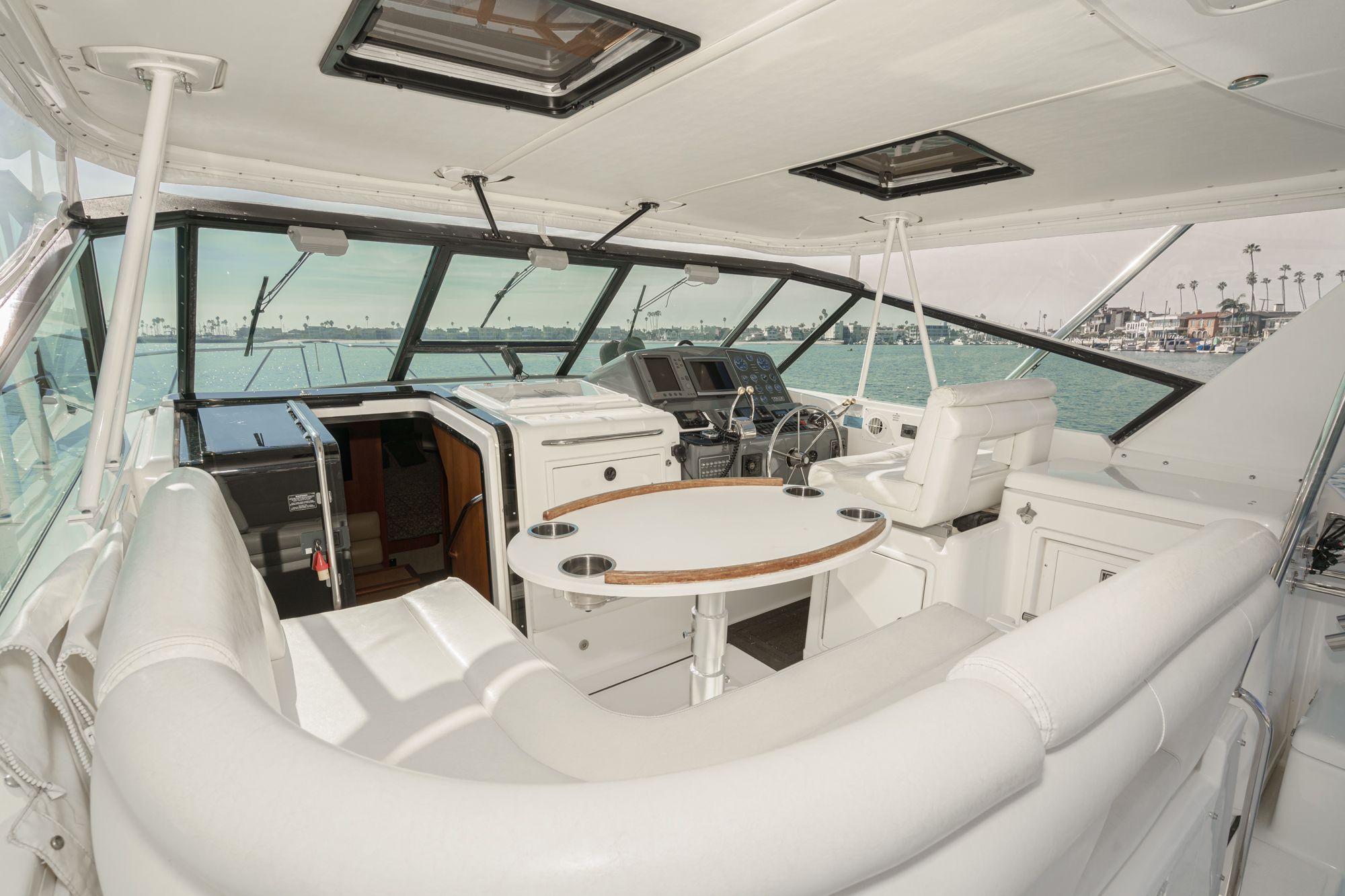 2002 Tiara Yachts 4100 Open - 31