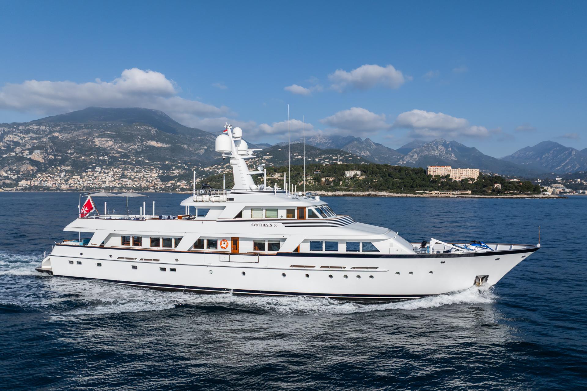 1982 Feadship FEADSHIP