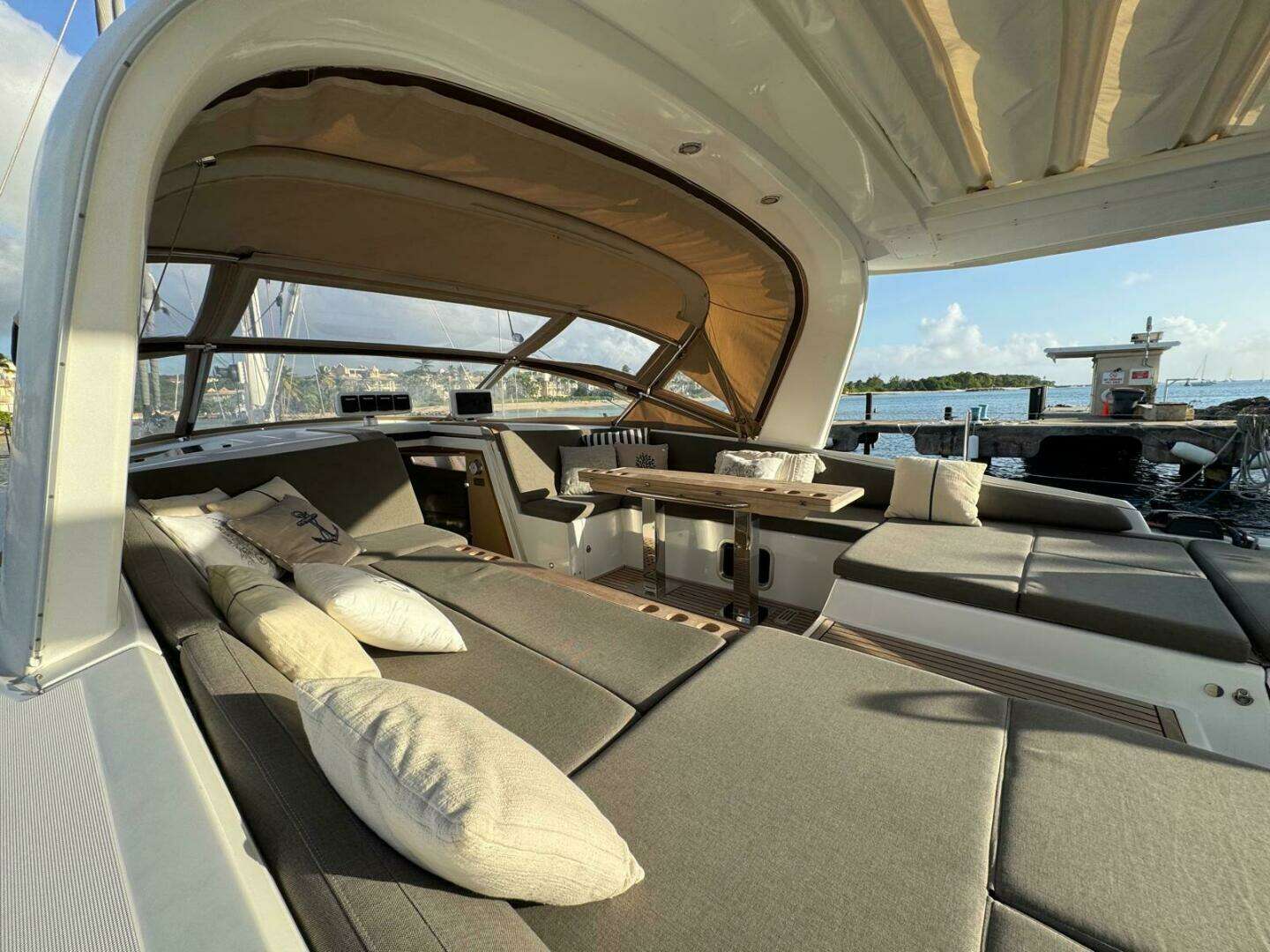 2023 Jeanneau 65 - Image 8