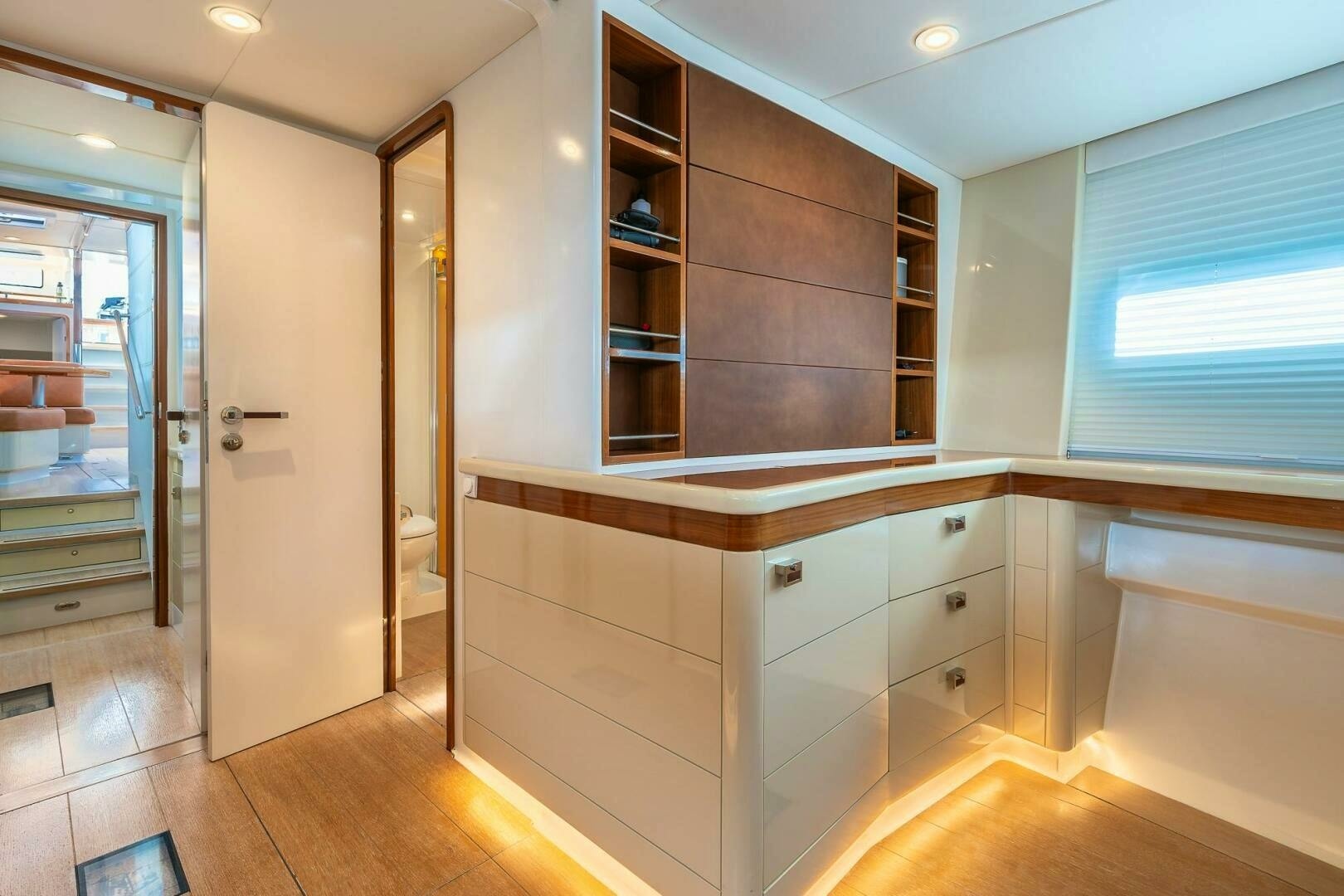 2014 Cyrus Yachts Custom - Image 25