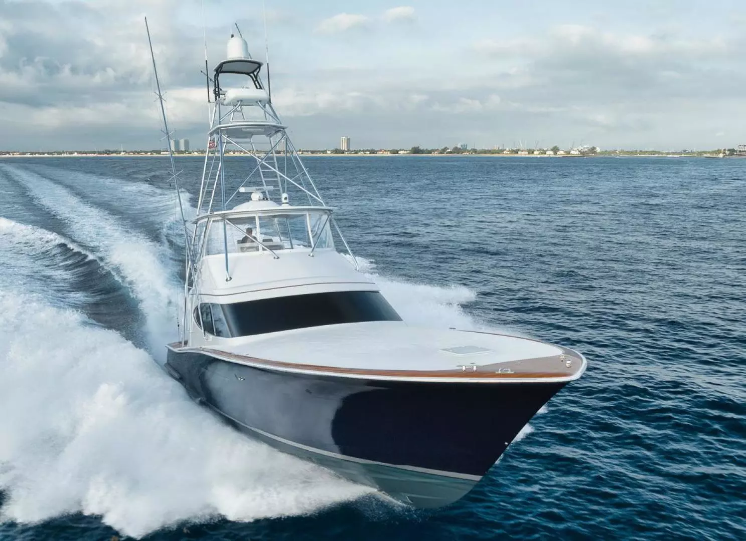 2020 Hatteras Convertible GT59 - Image 40