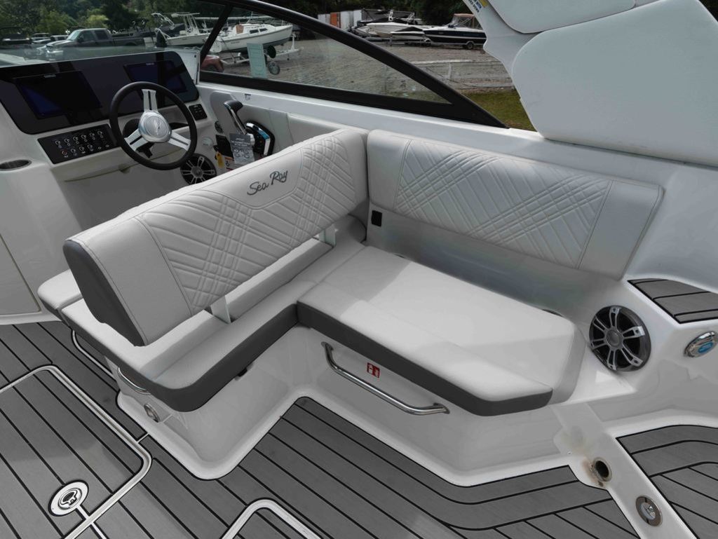 2025 Sea Ray SDX 250 - 7