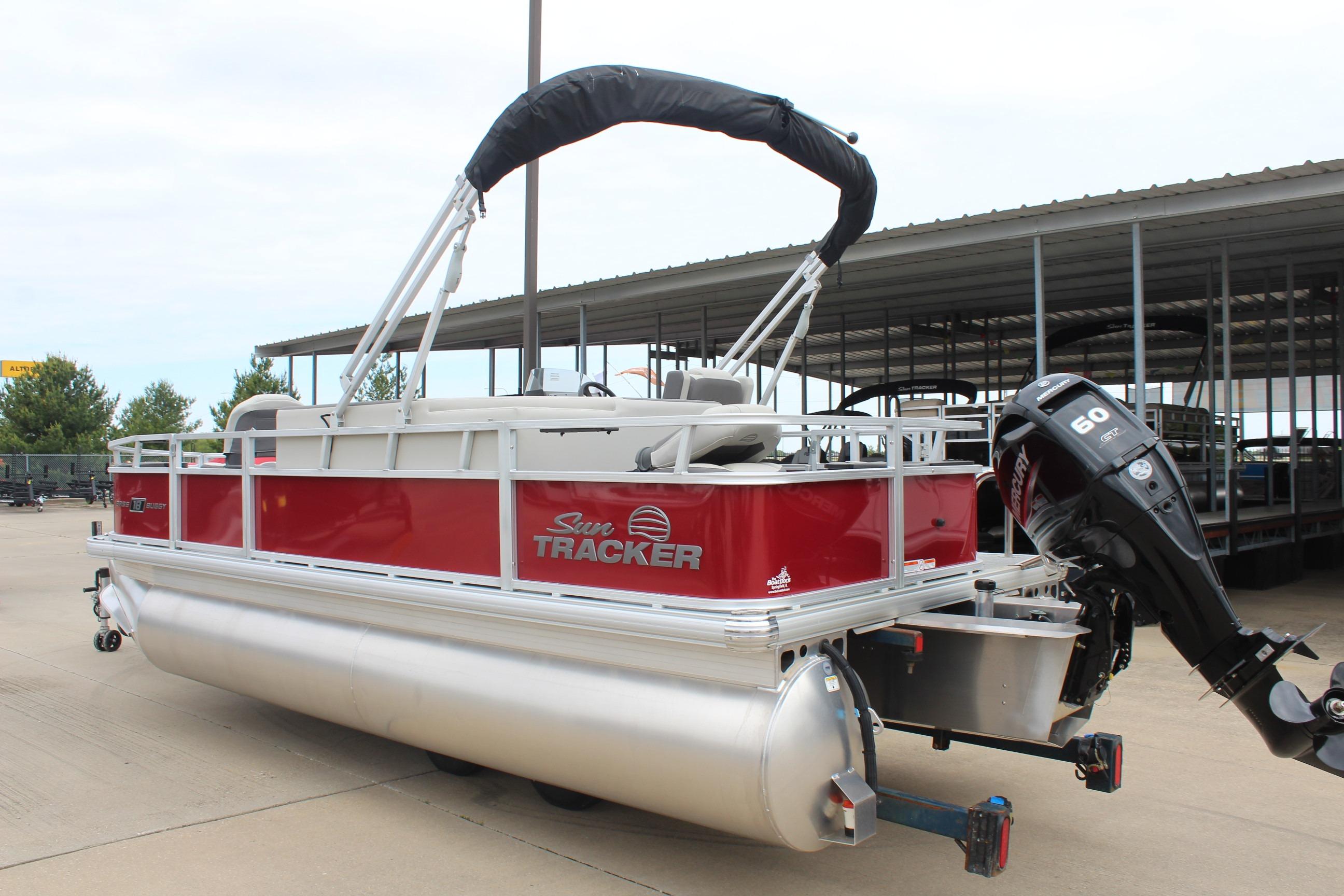 2026 Sun Tracker Bass Buggy 18 DLX pontoon boat with Mercury 60 HP engine.