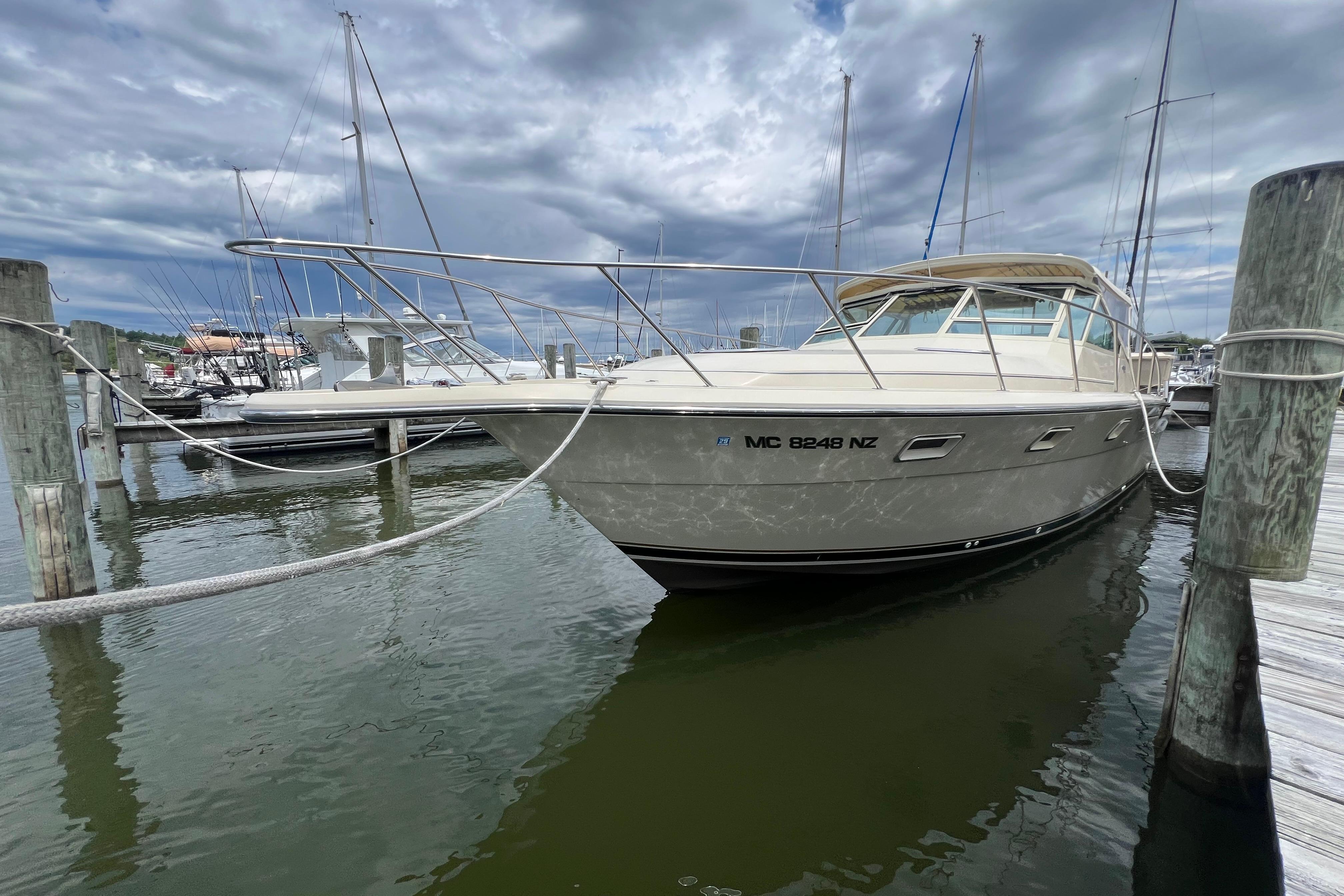1985 Tiara Yachts 3600 Open