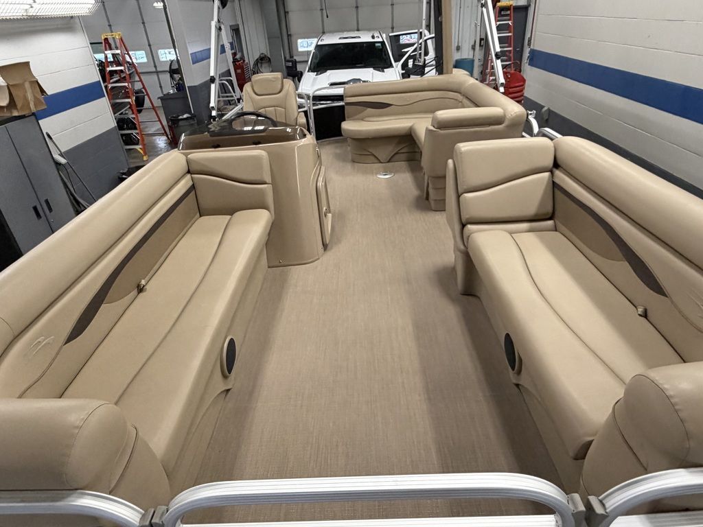 2018 Bennington 21SL - 10