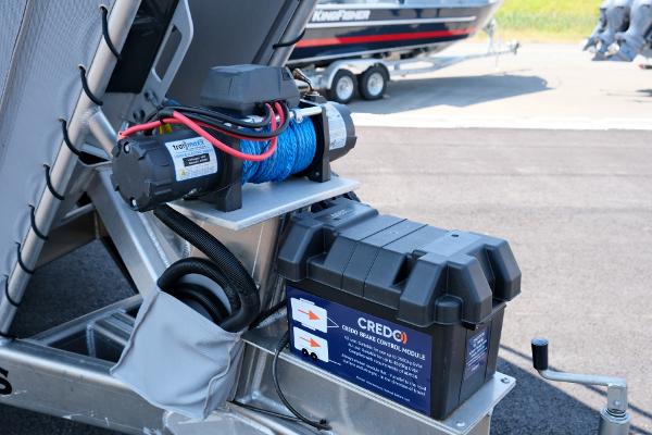 Makaira Gen3 800 winch system with CREDO brake control module, 2023 model.