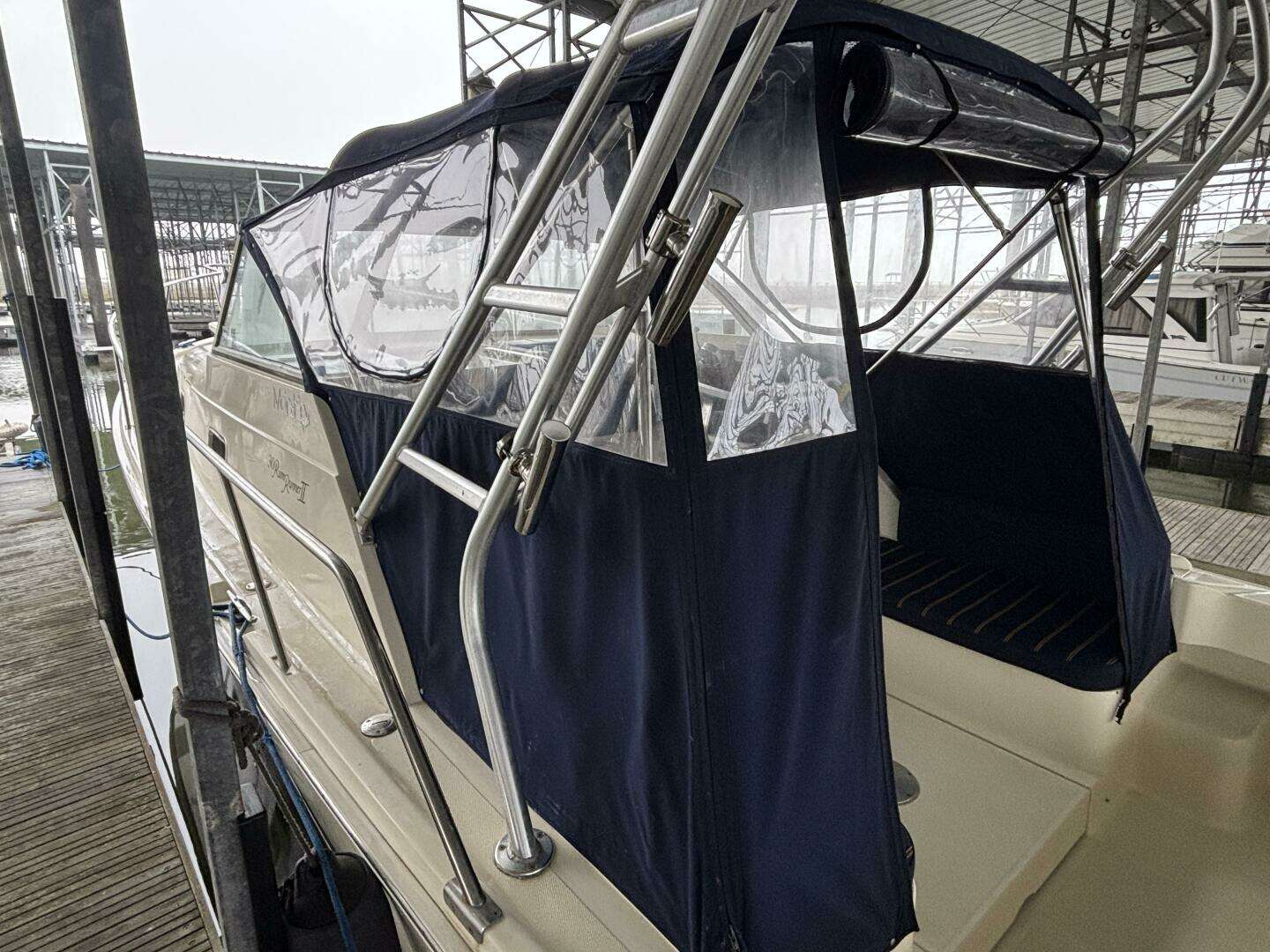 2004 Mainship Pilot 30 Rum Runner II - Image 5