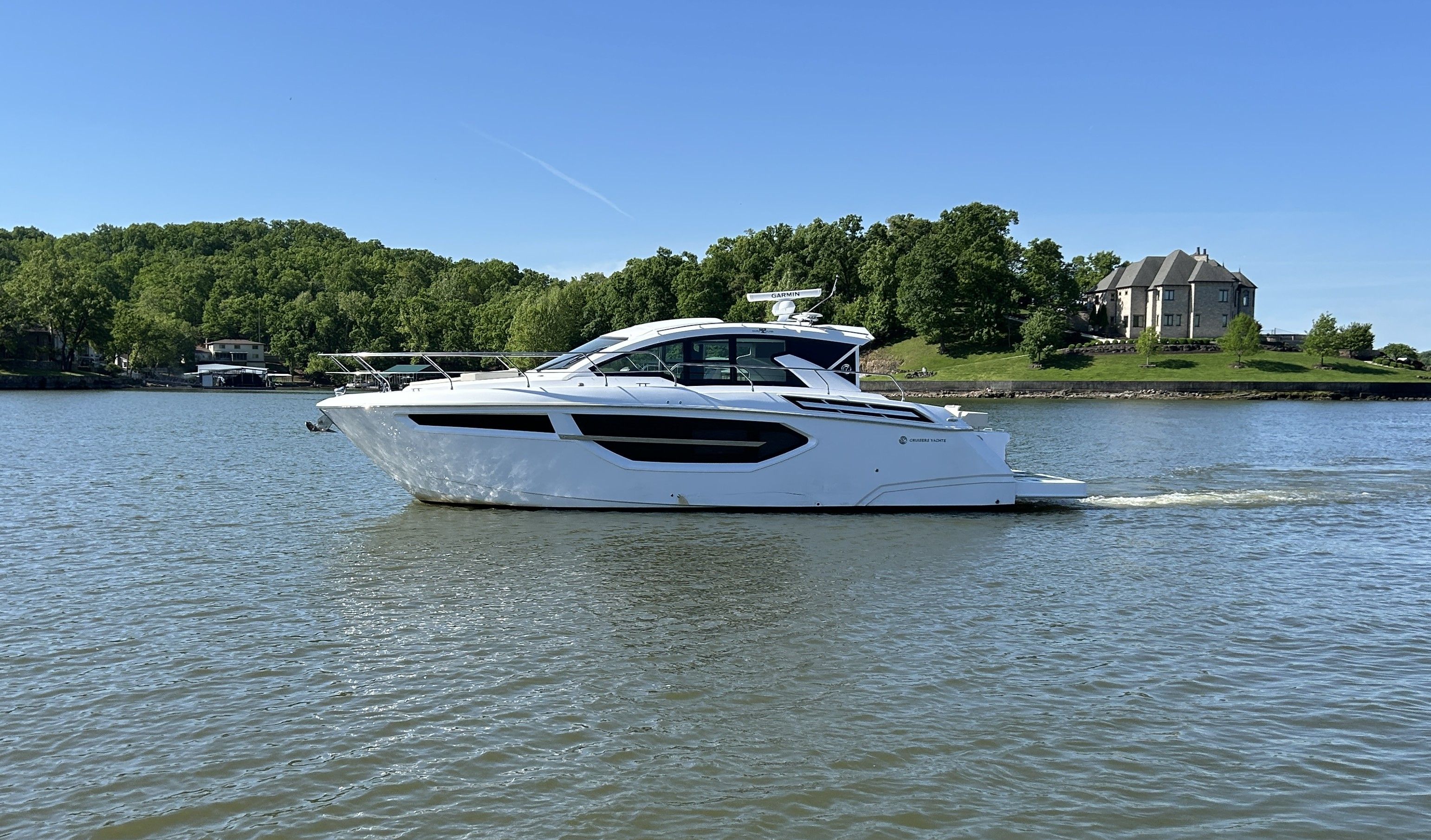 2024 Cruisers Yachts 42 Cantius