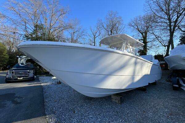 2026 Invincible 33 Catamaran