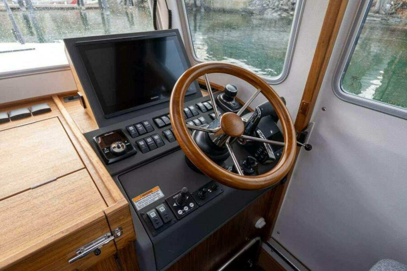 2027 Targa 27.2 - Image 41