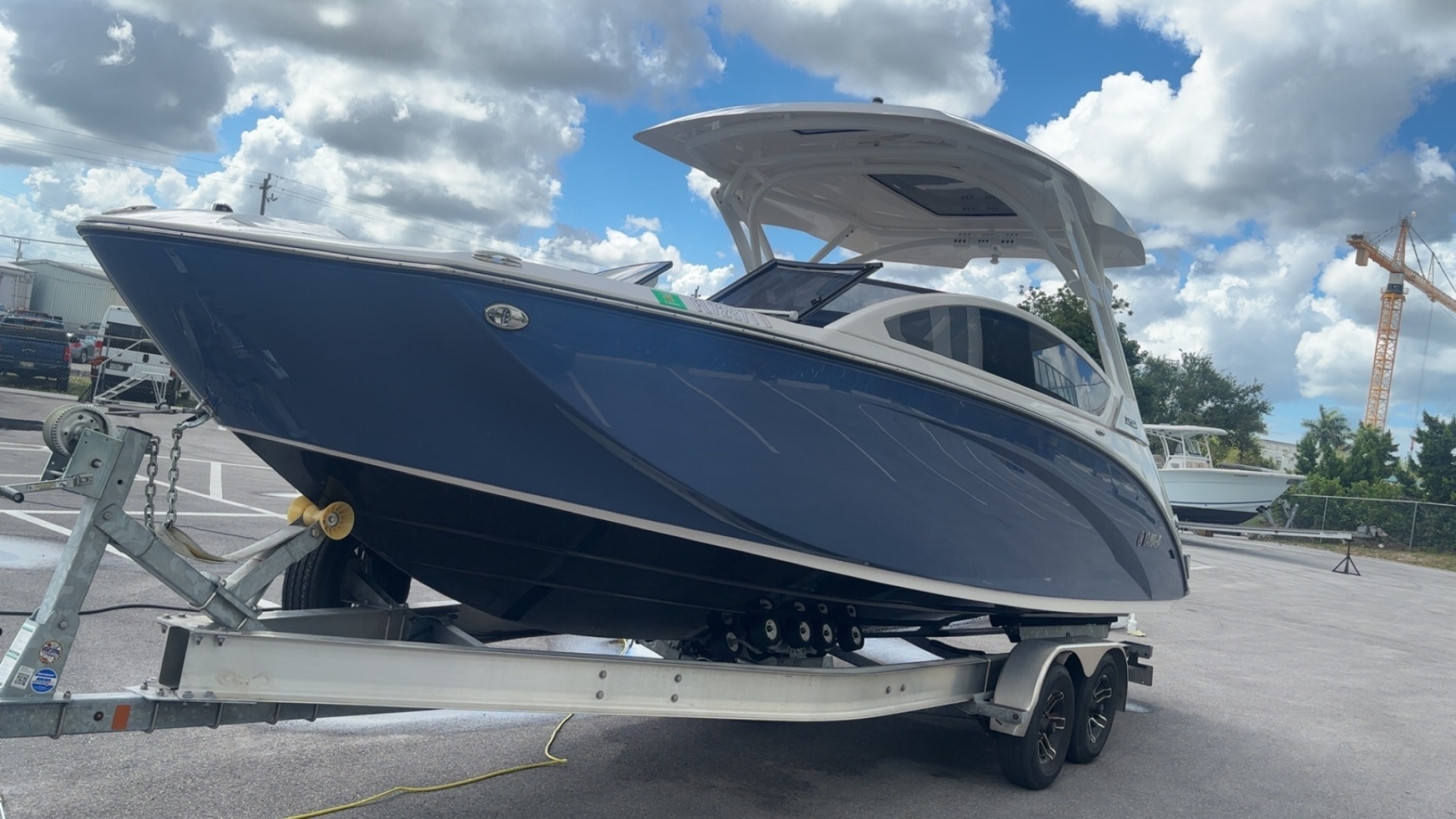 2023 Yamaha Boats 275SDX - Image 2