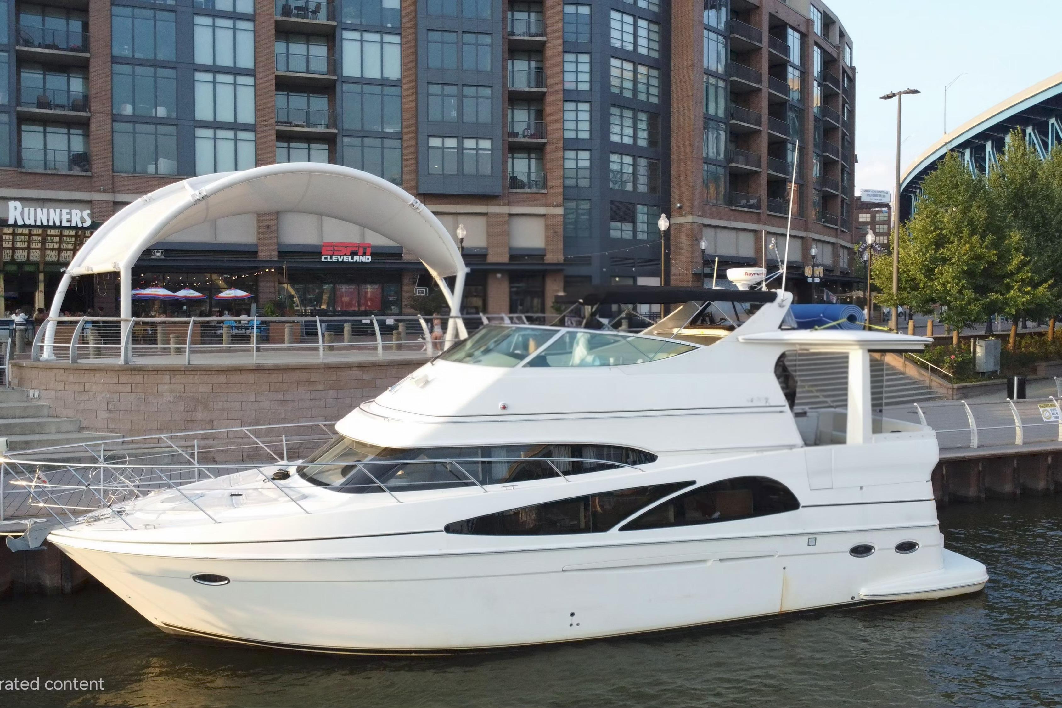 2005 Carver 466 Motor Yacht