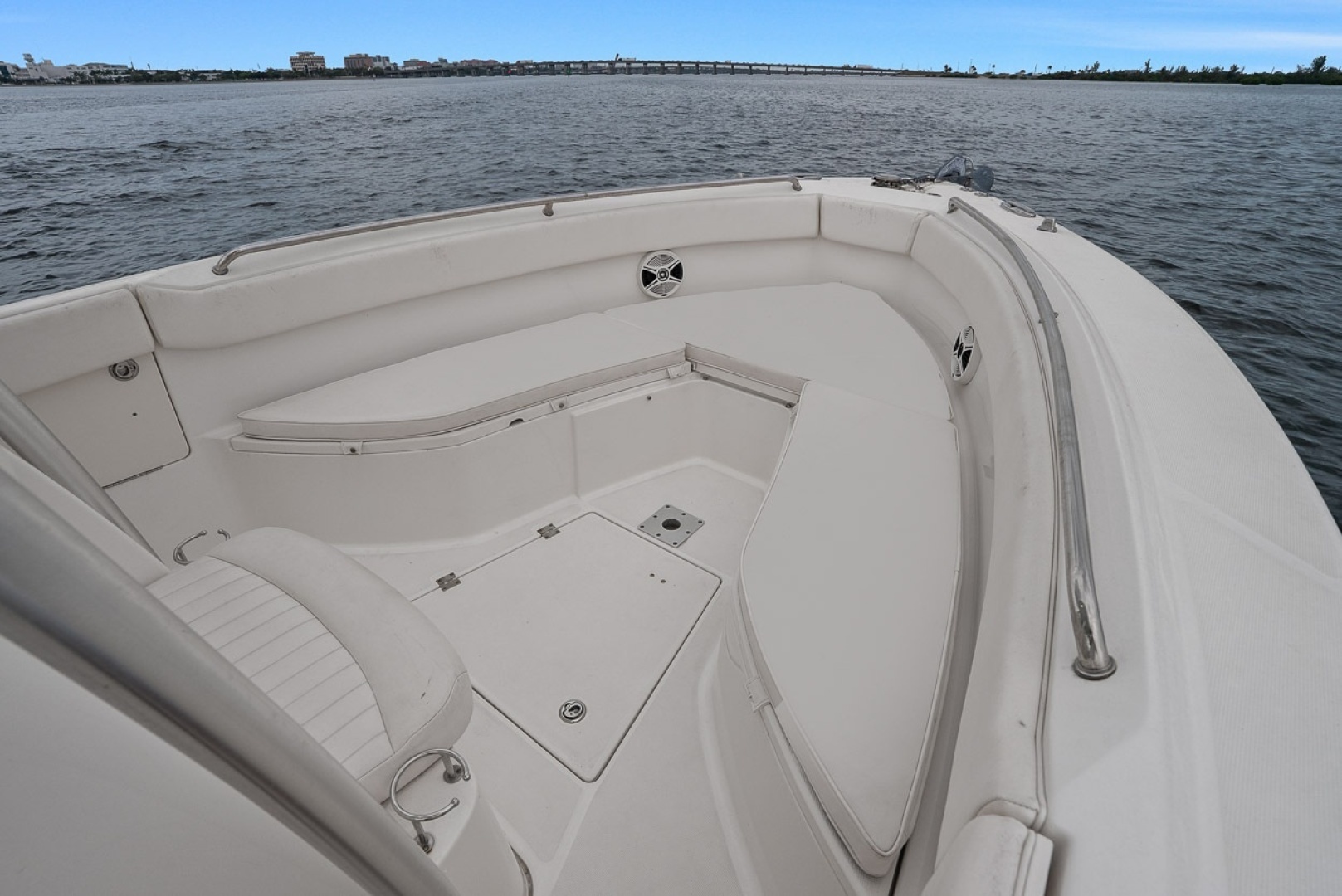 2013 Robalo R260 - Image 7