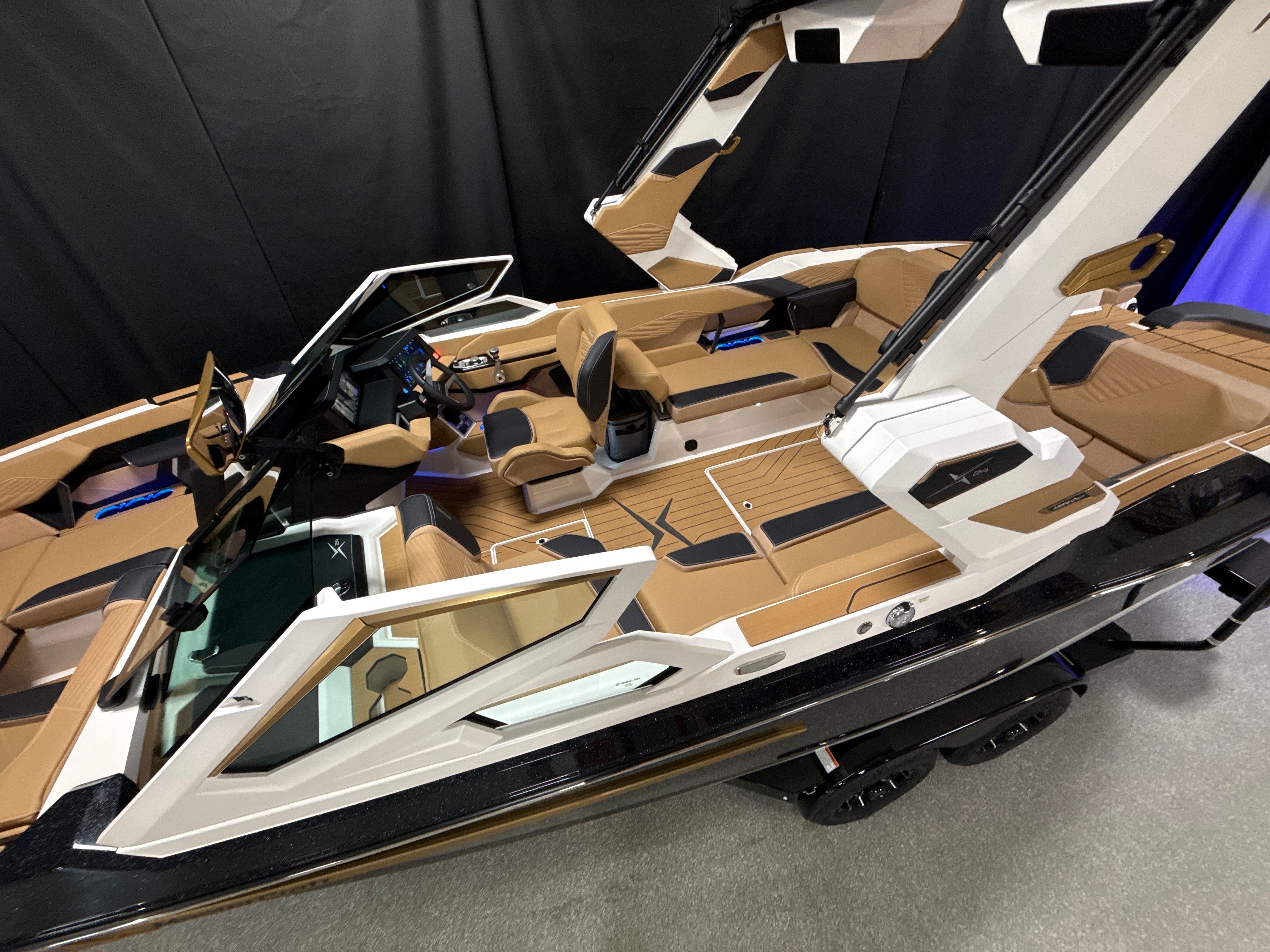 2026 MasterCraft X24 - 6