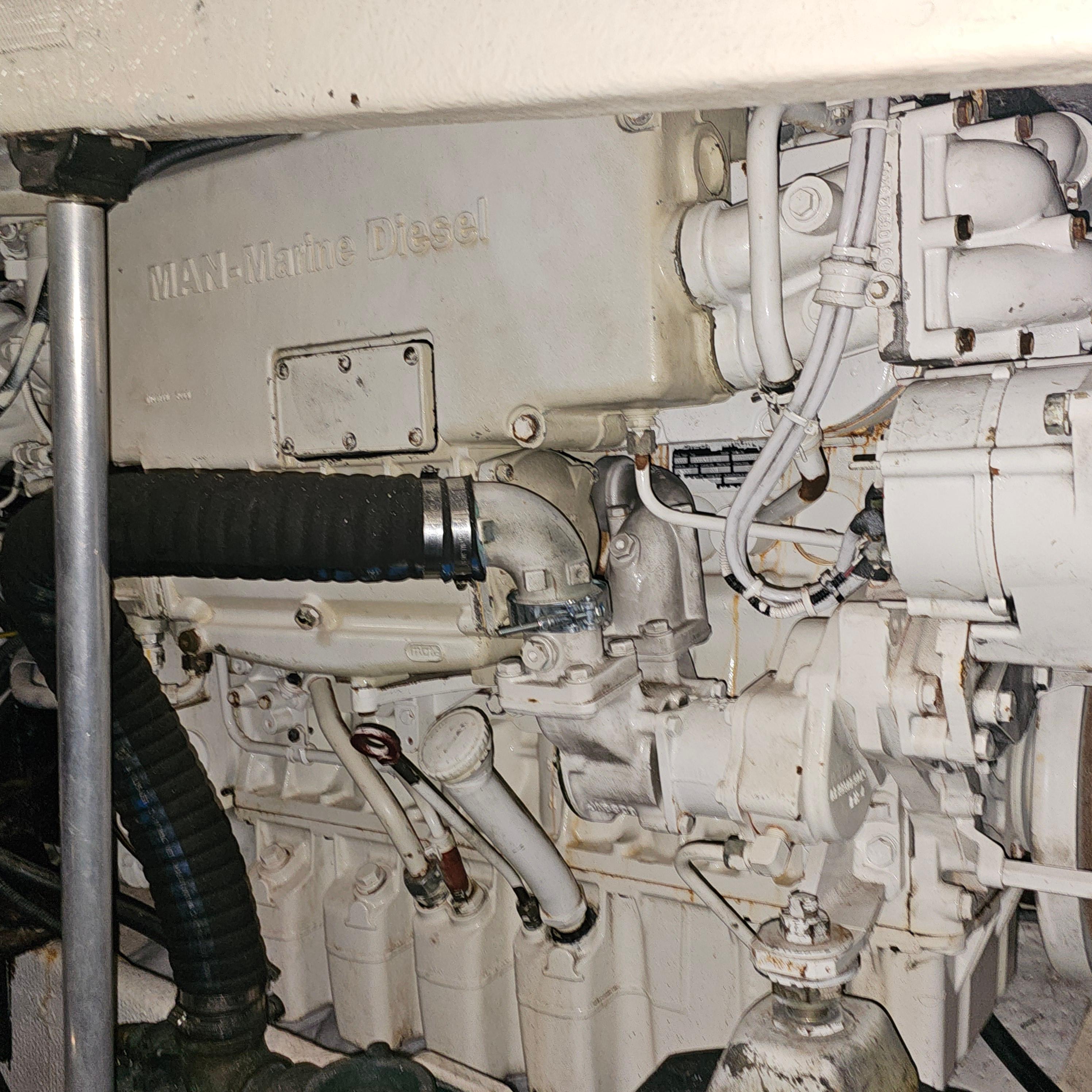 Engine compartment of a 1994 Blackfin 33 Combi with MAN Marine Diesel engine.