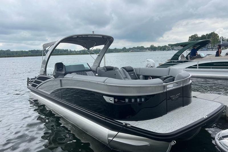 2026 Bennington RX 25 RXSBA