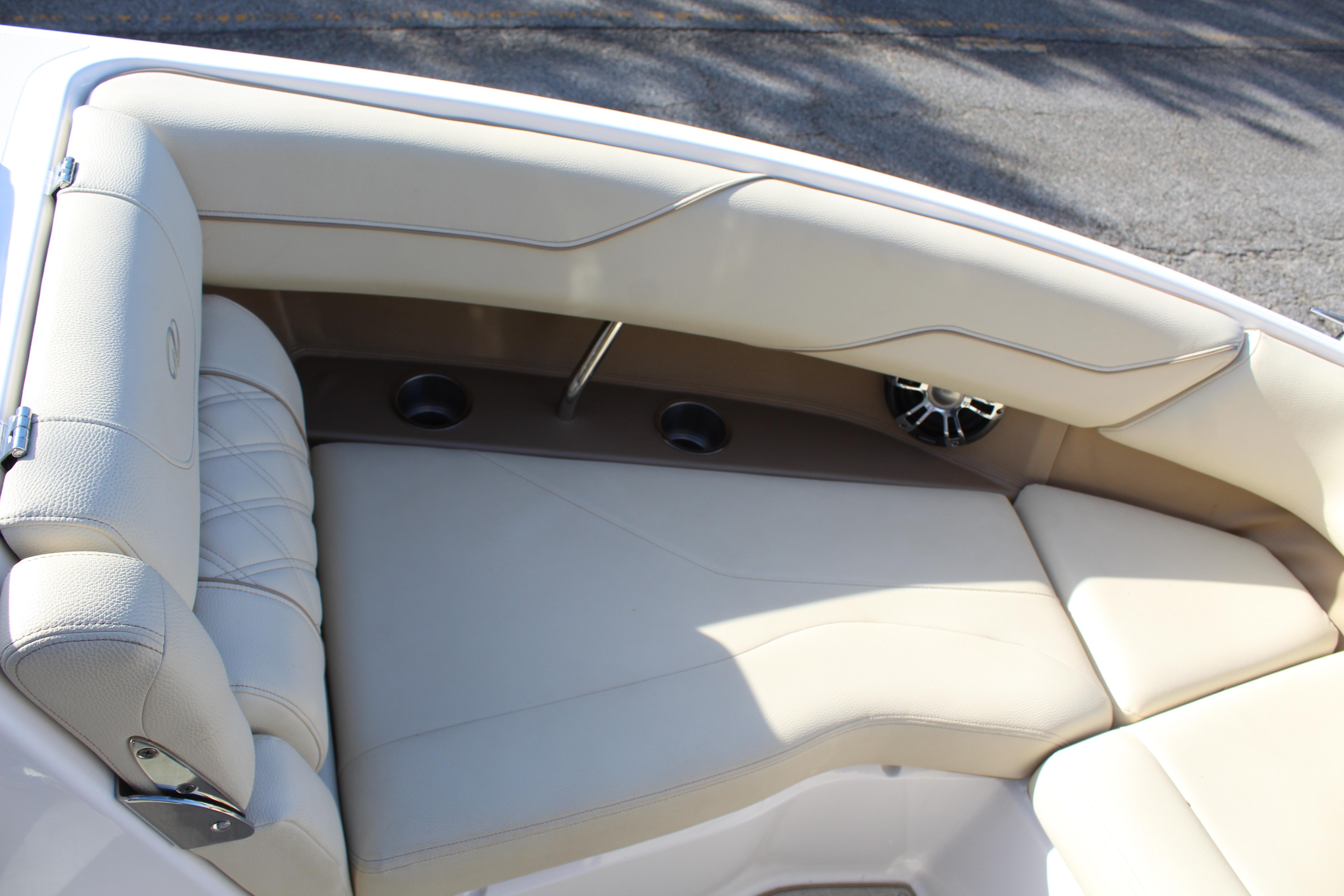 2020 Regal LS4 Surf - 17