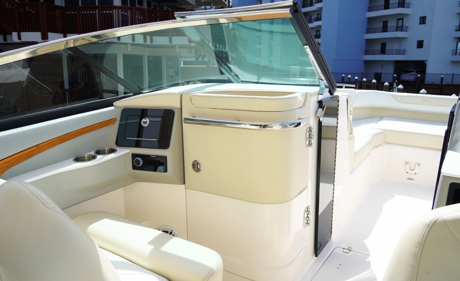 2024 Regal LX9 - Image 39