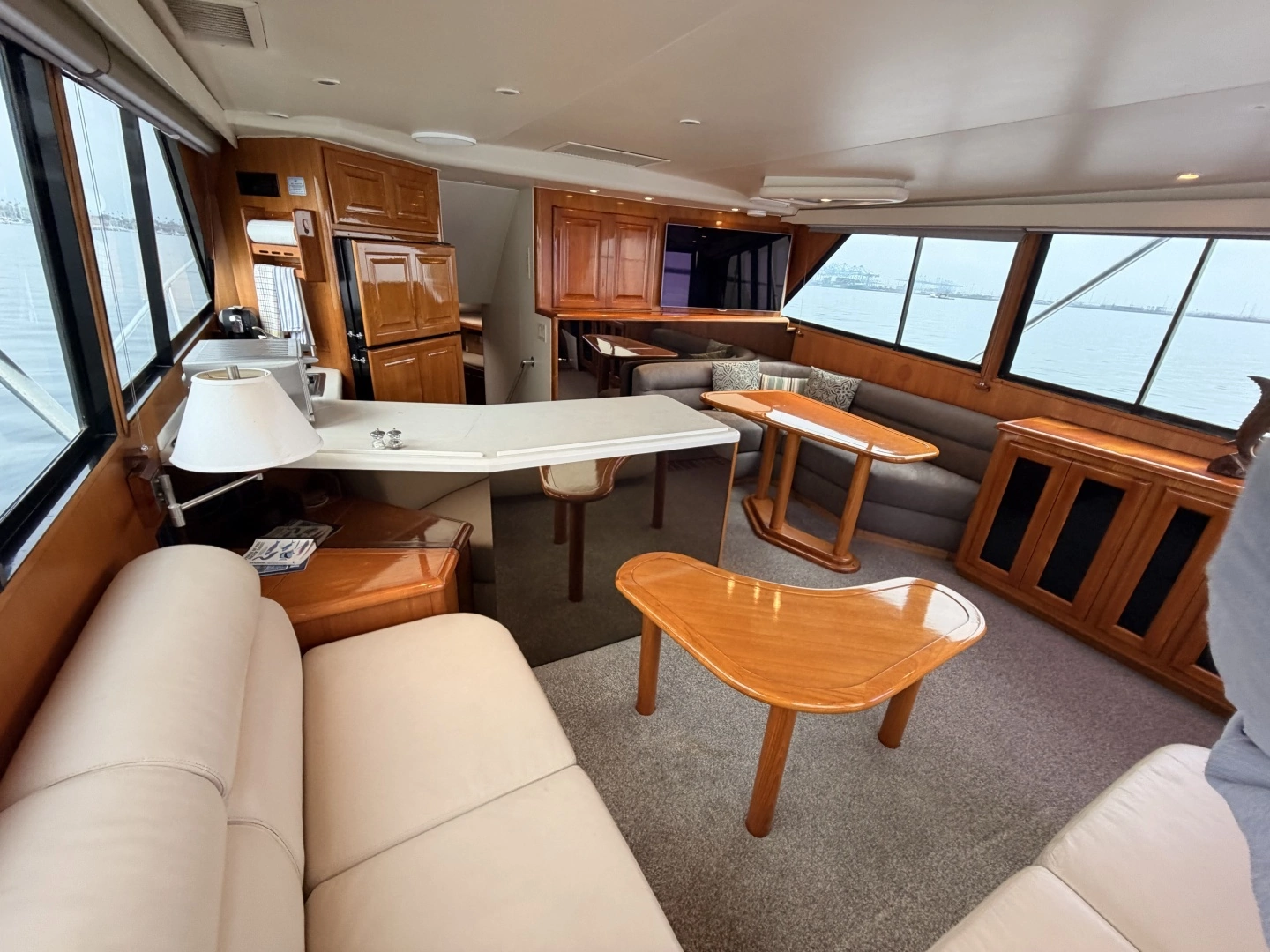 1994 Viking 50 Convertible - Image 6
