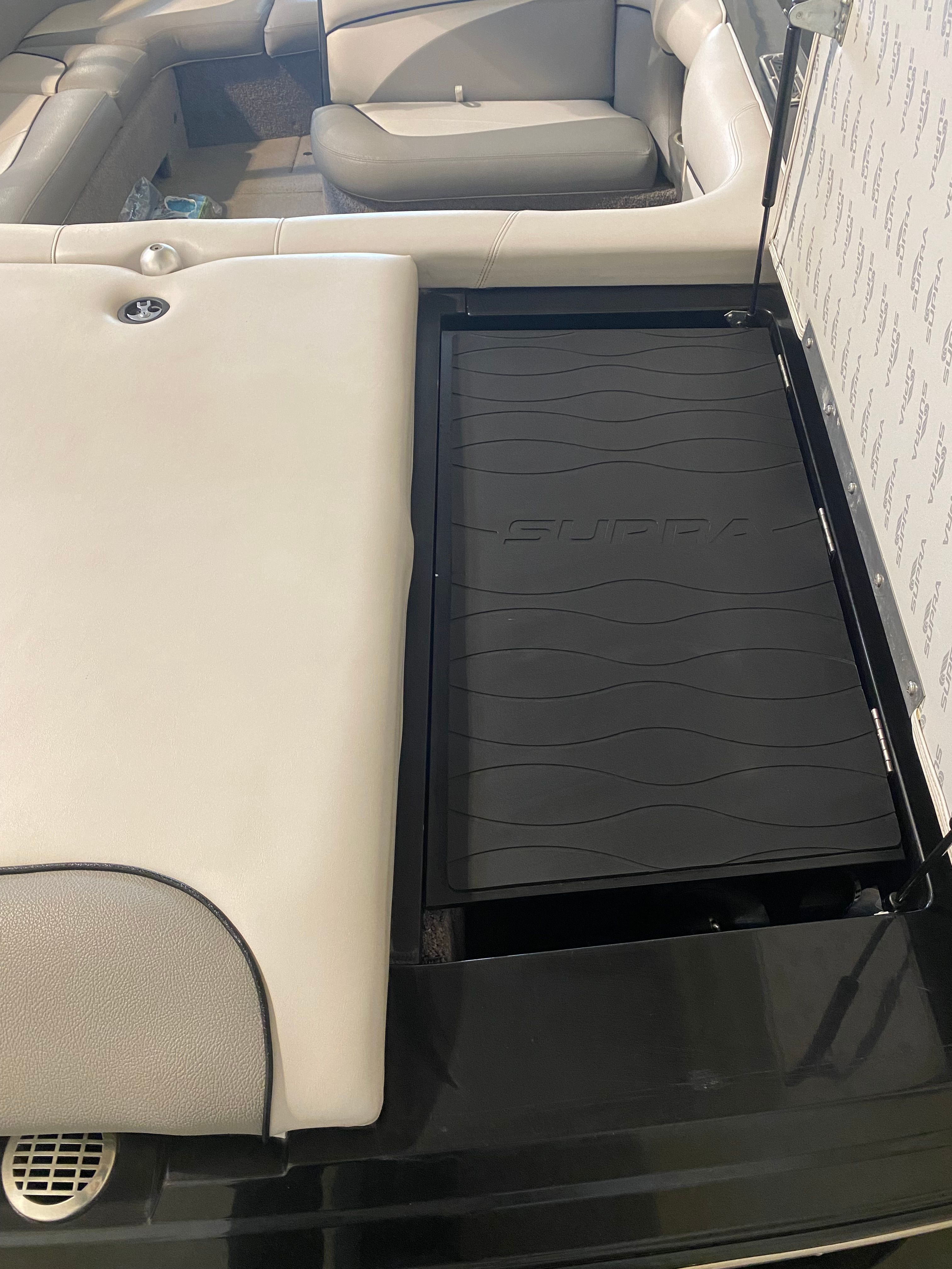 2008 Supra Launch 22 SSV - 65