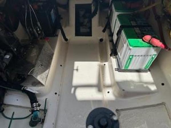 2011 Pursuit C 280 Center Console - 11