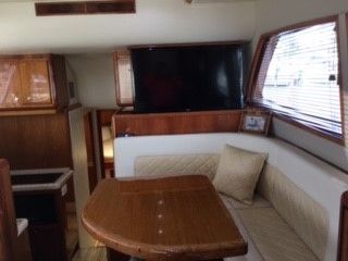 2004 Bertram 390 - 8