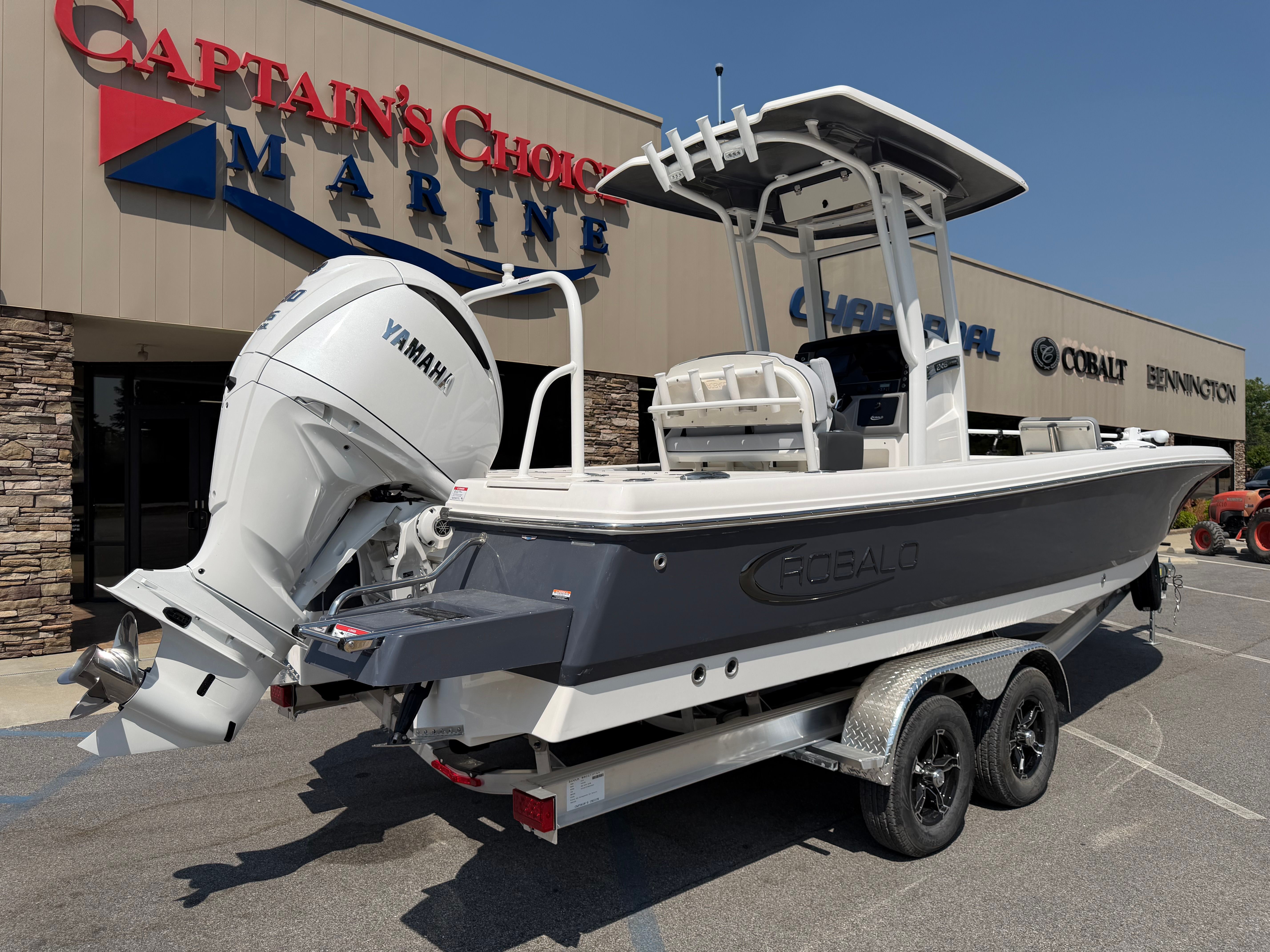 2026 ROBALO 246 CAYMAN - Image 5