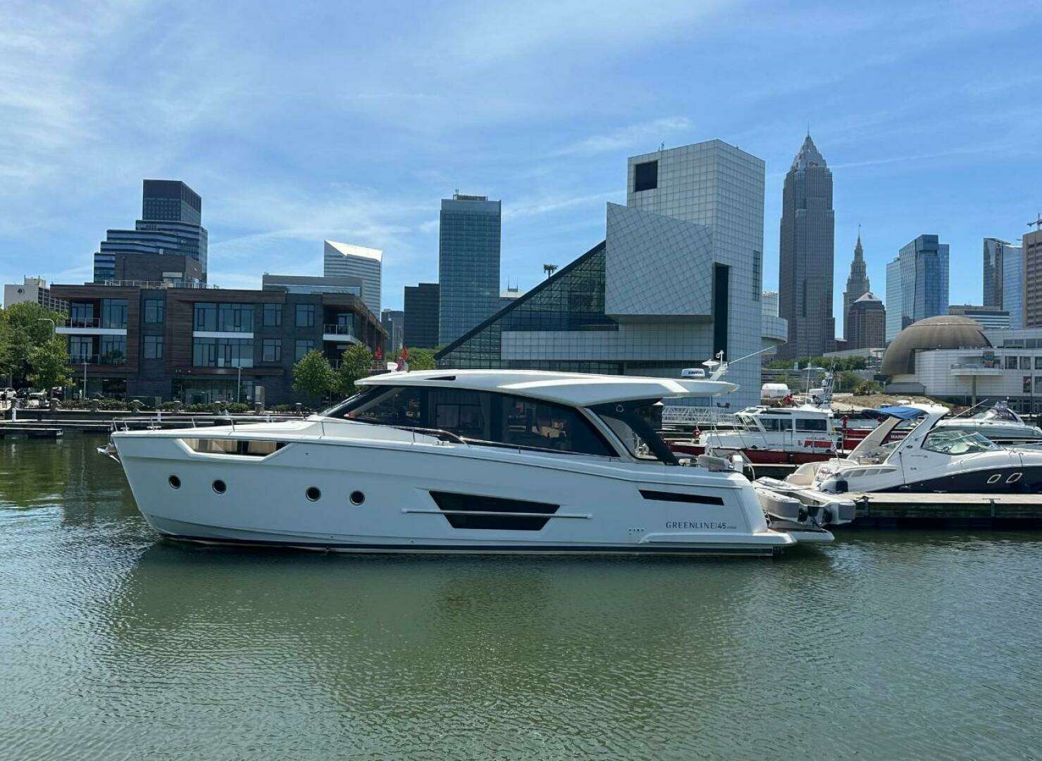 2024 Greenline 45 Coupe HYBRID - Image 4