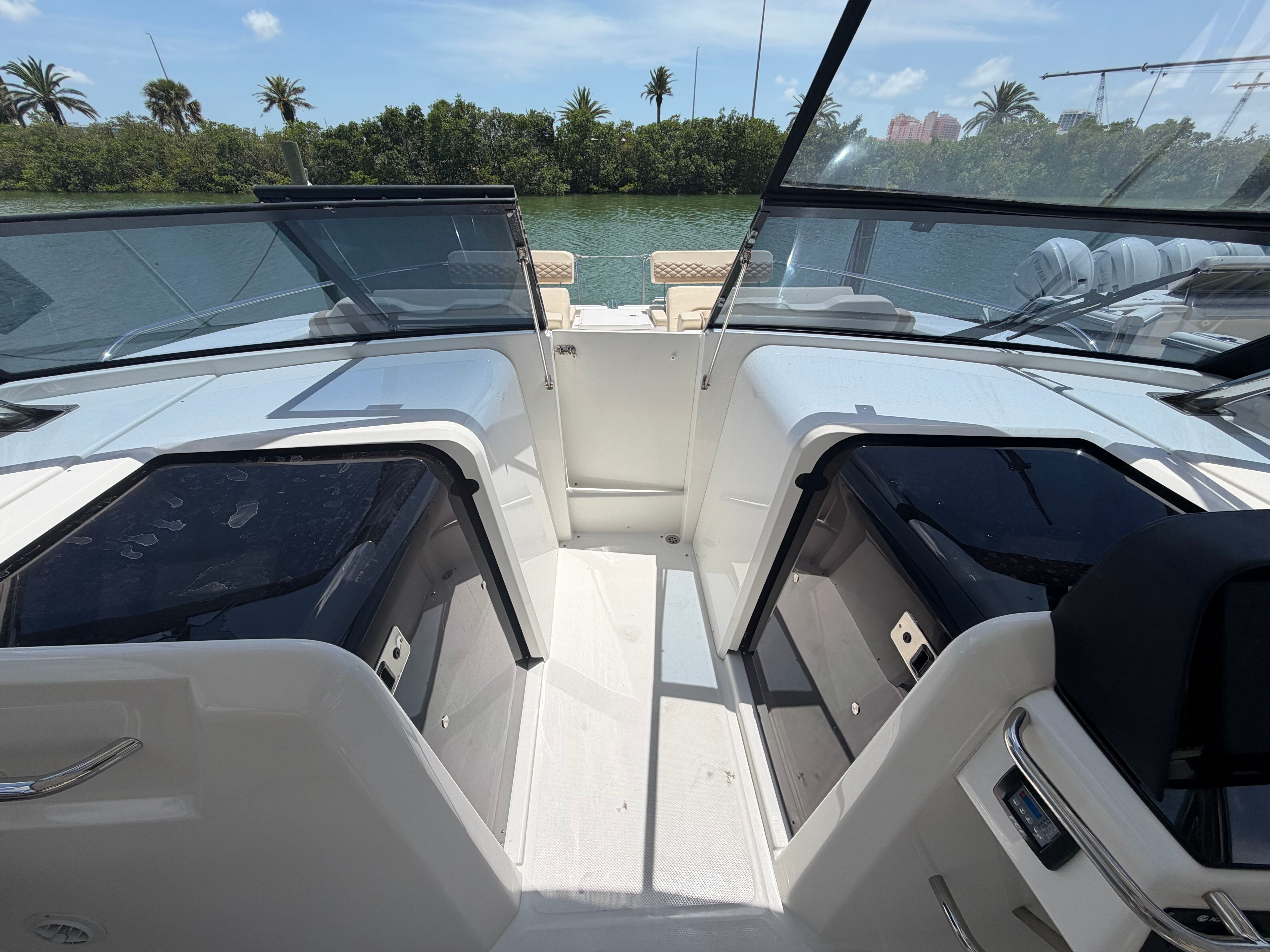 2020 AQUILA 36 SP - Image 20