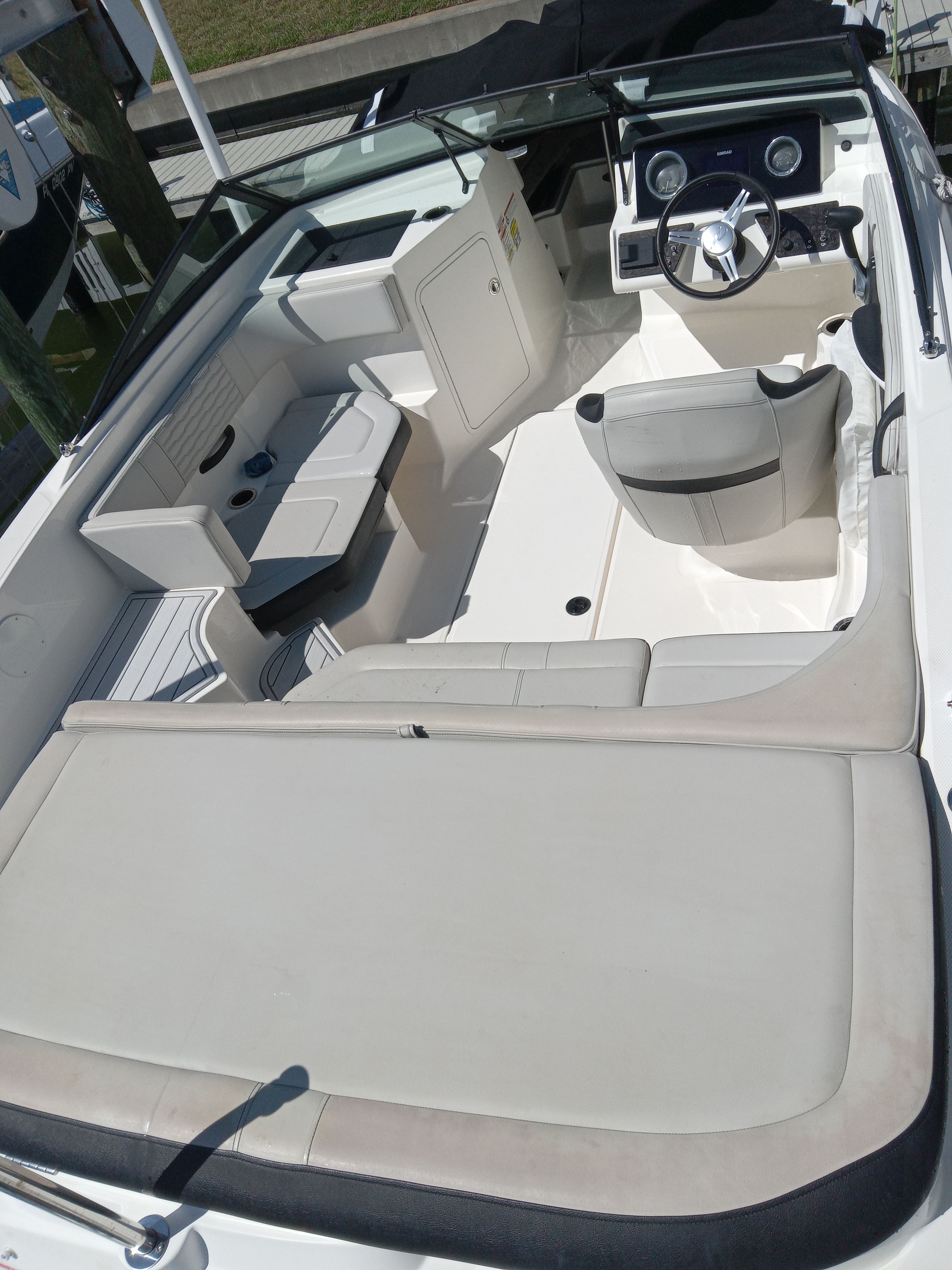 2021 Sea Ray SPX 190 - 7