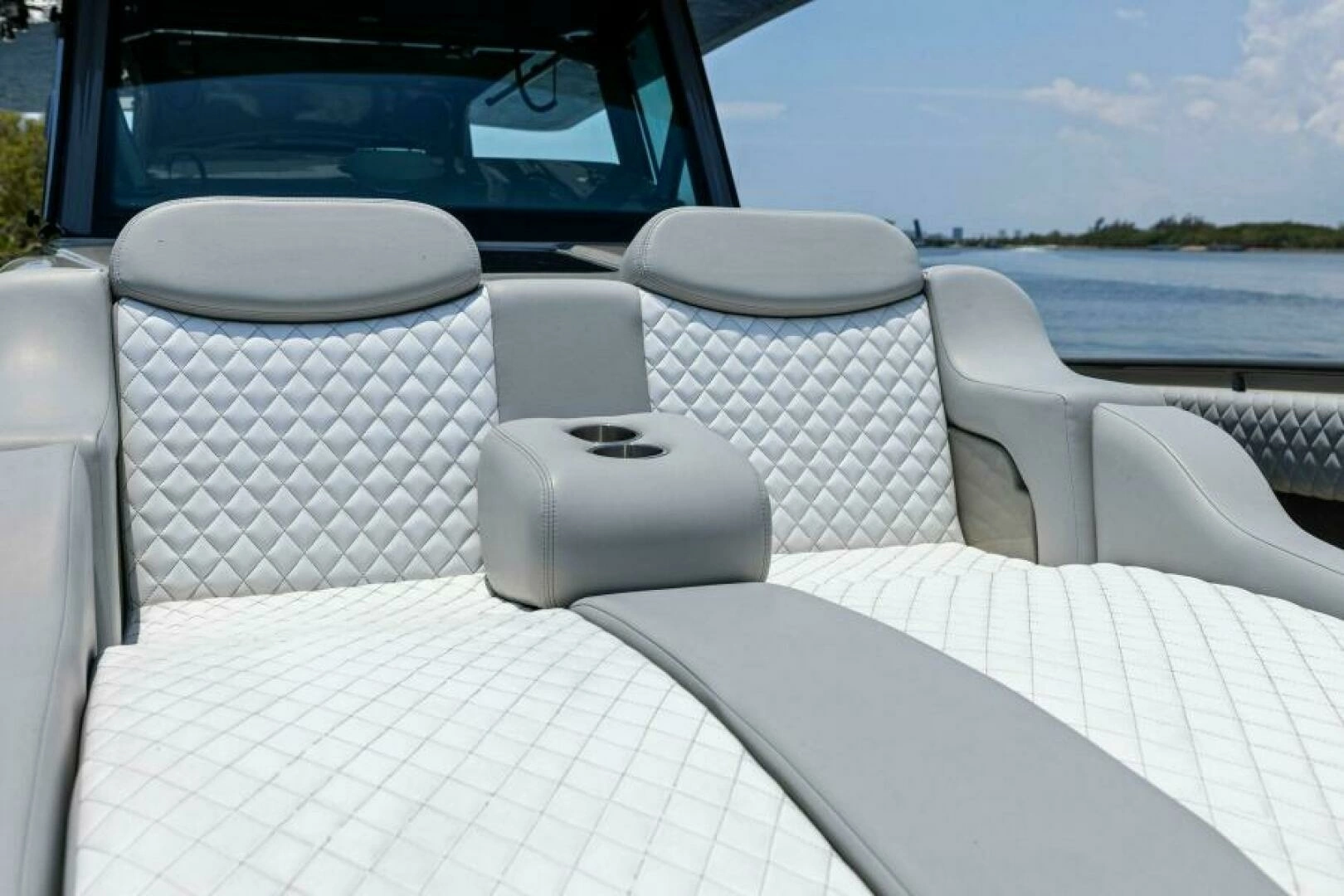 2023 HCB 53 Suenos - Image 19