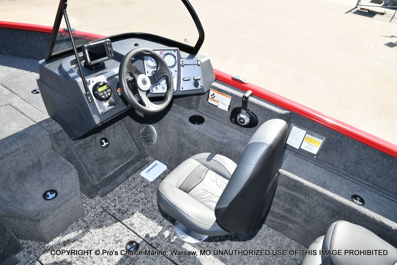 2026 Tracker Pro Guide V-175 WT w/150HP - 34