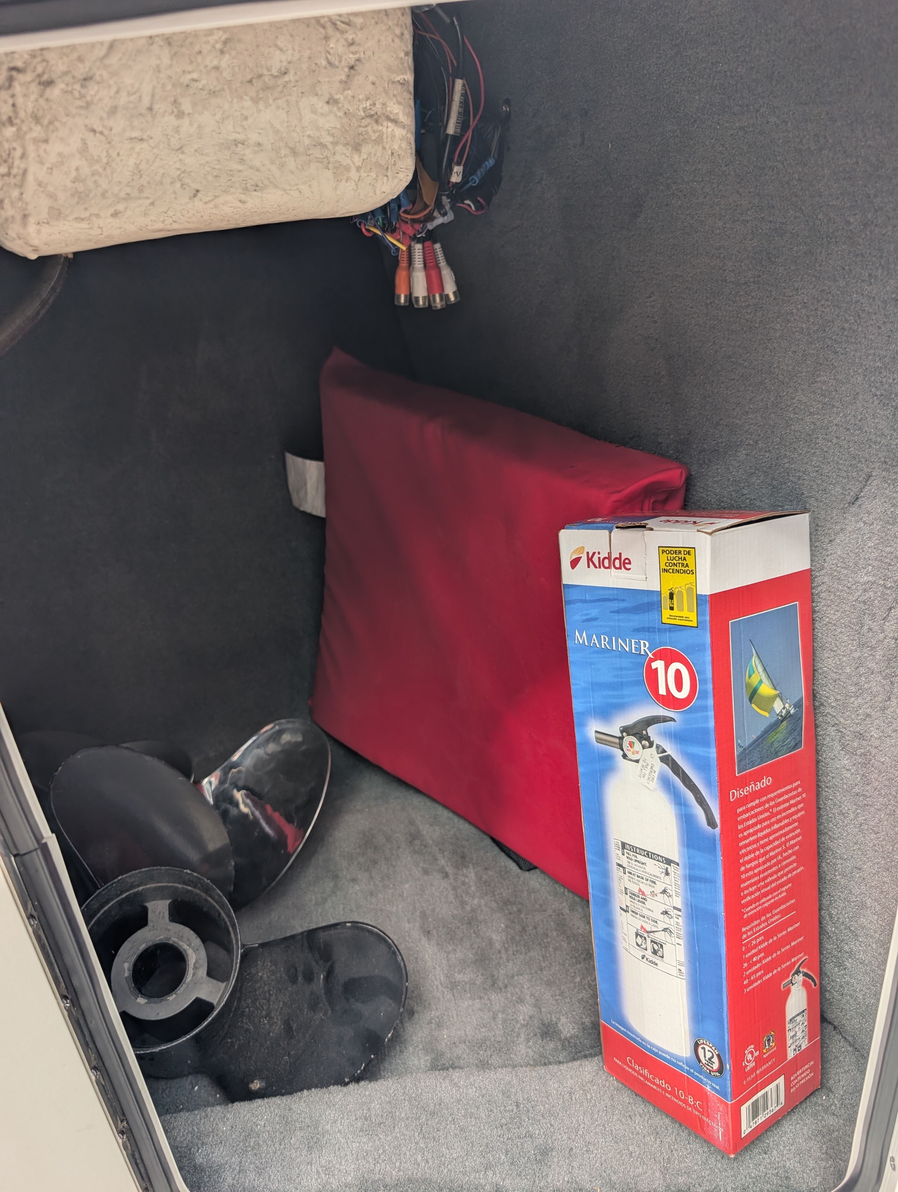2016 SEA RAY 190 SPX - Image 19
