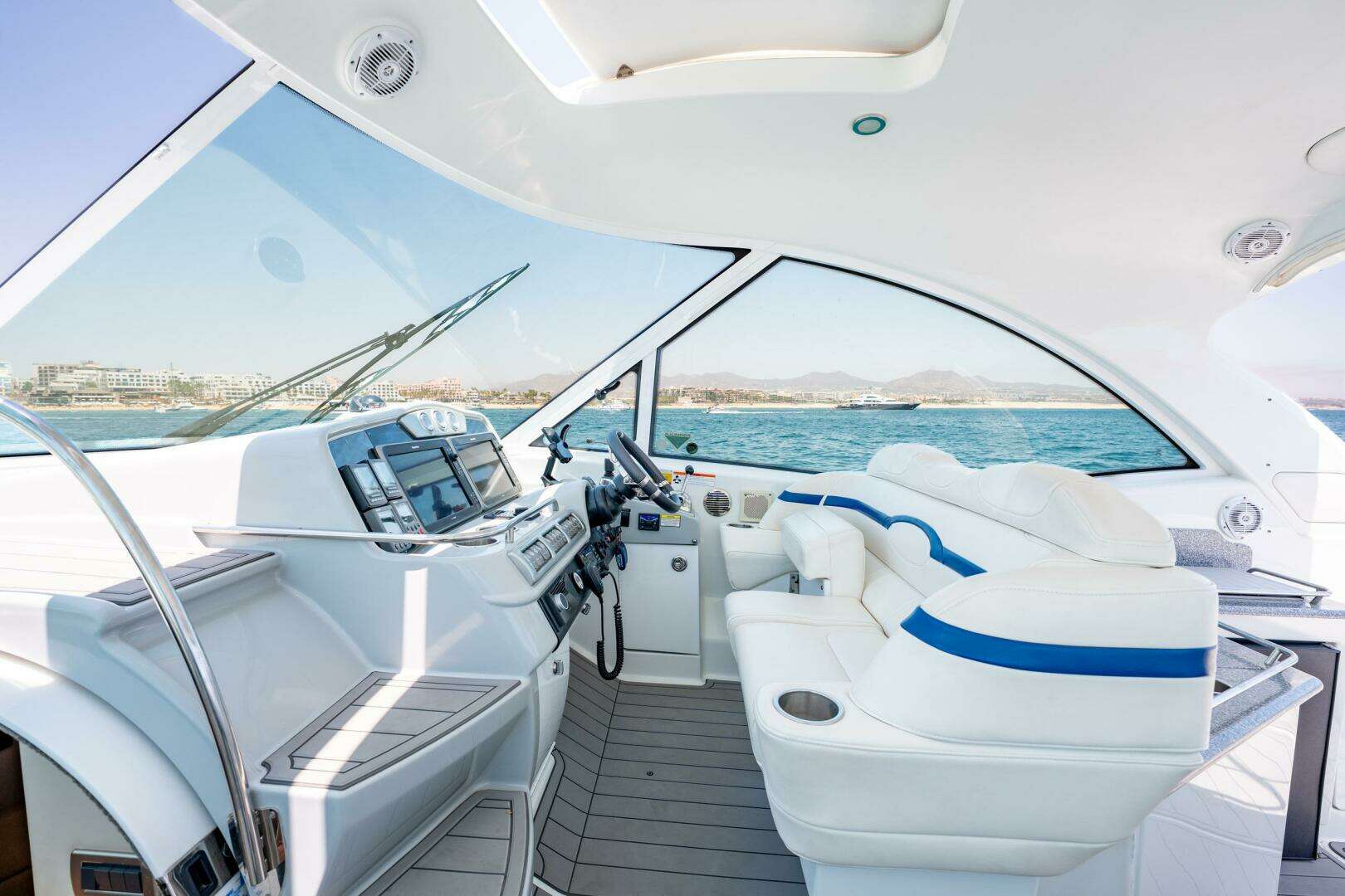 2007 Formula 45 Yacht - Image 39