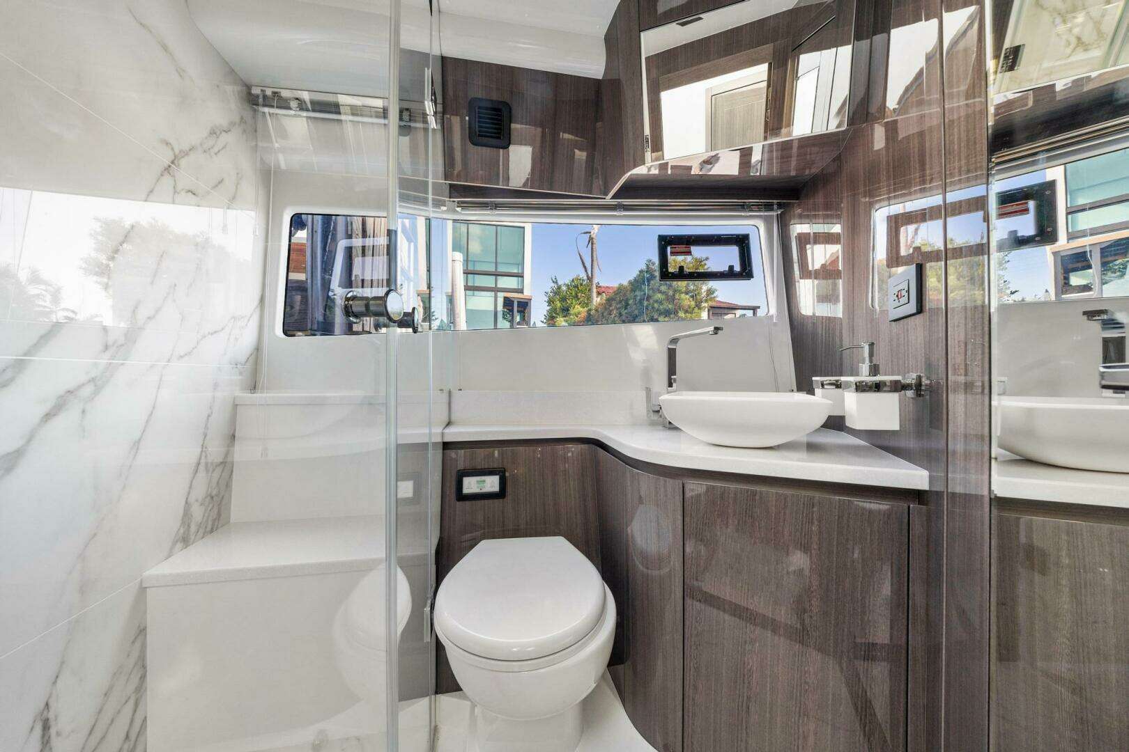 2025 Galeon 50 FLY - Image 18