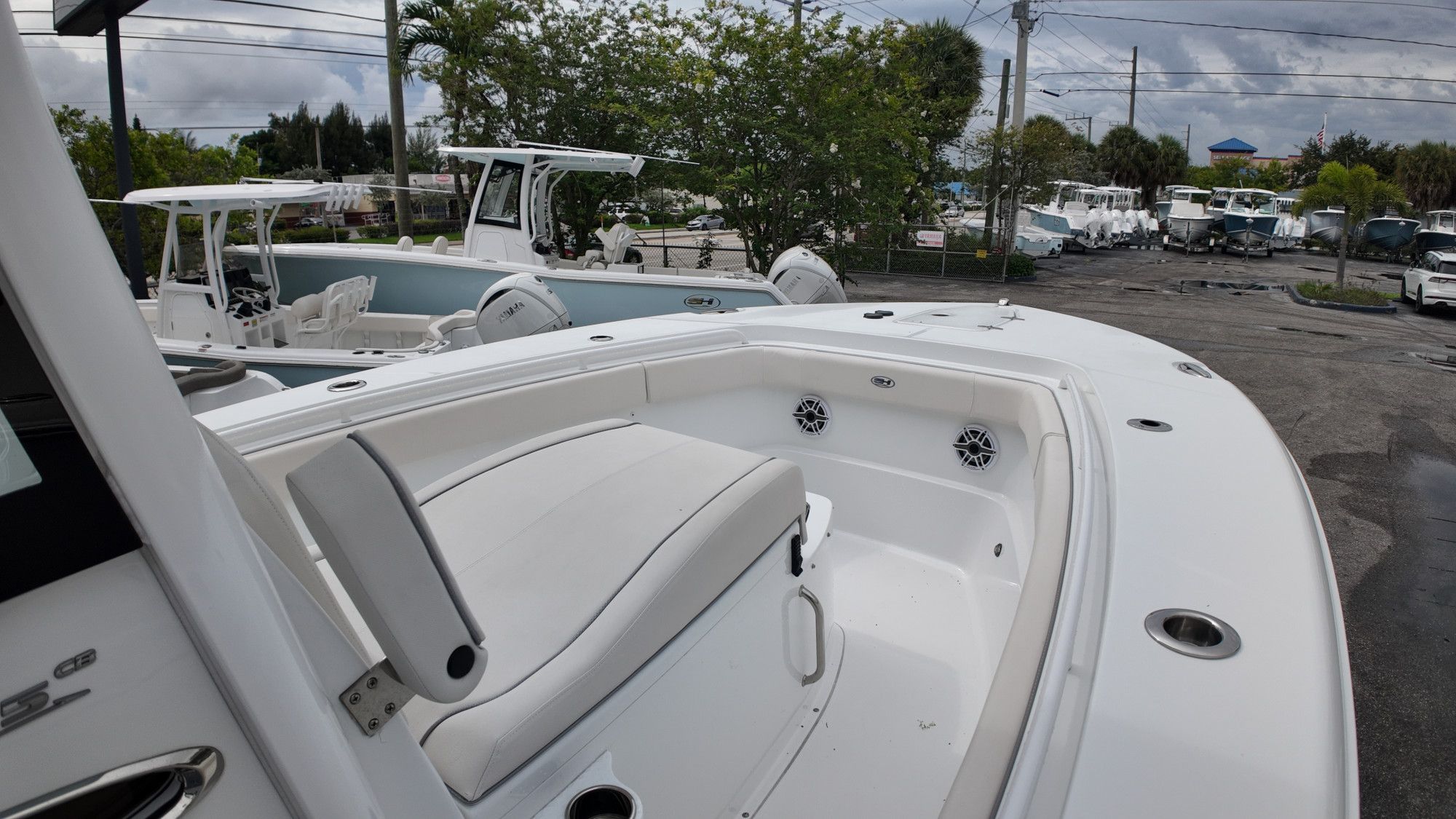 2026 Sea Hunt Ultra 275 CB - 10