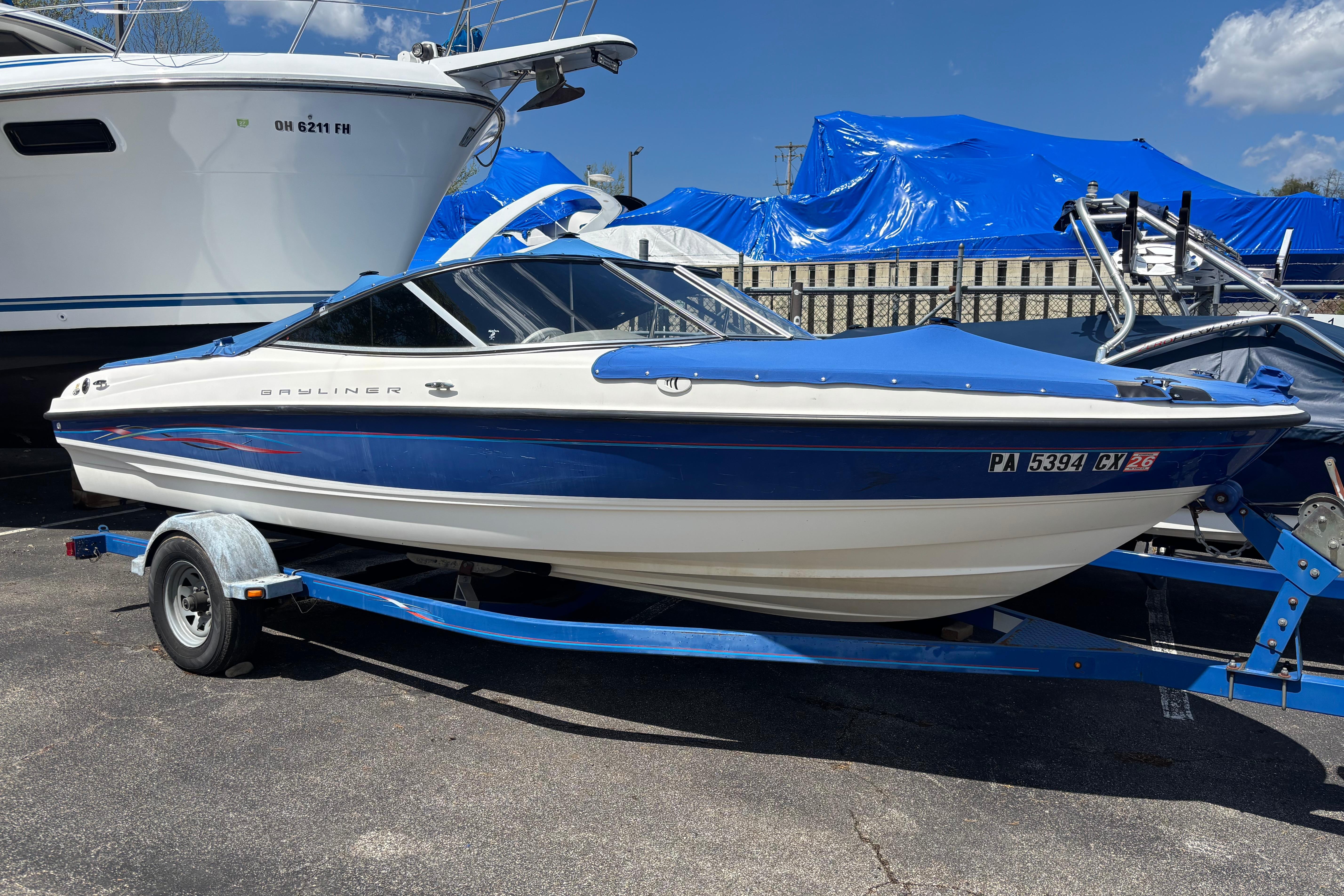 2006 Bayliner 205