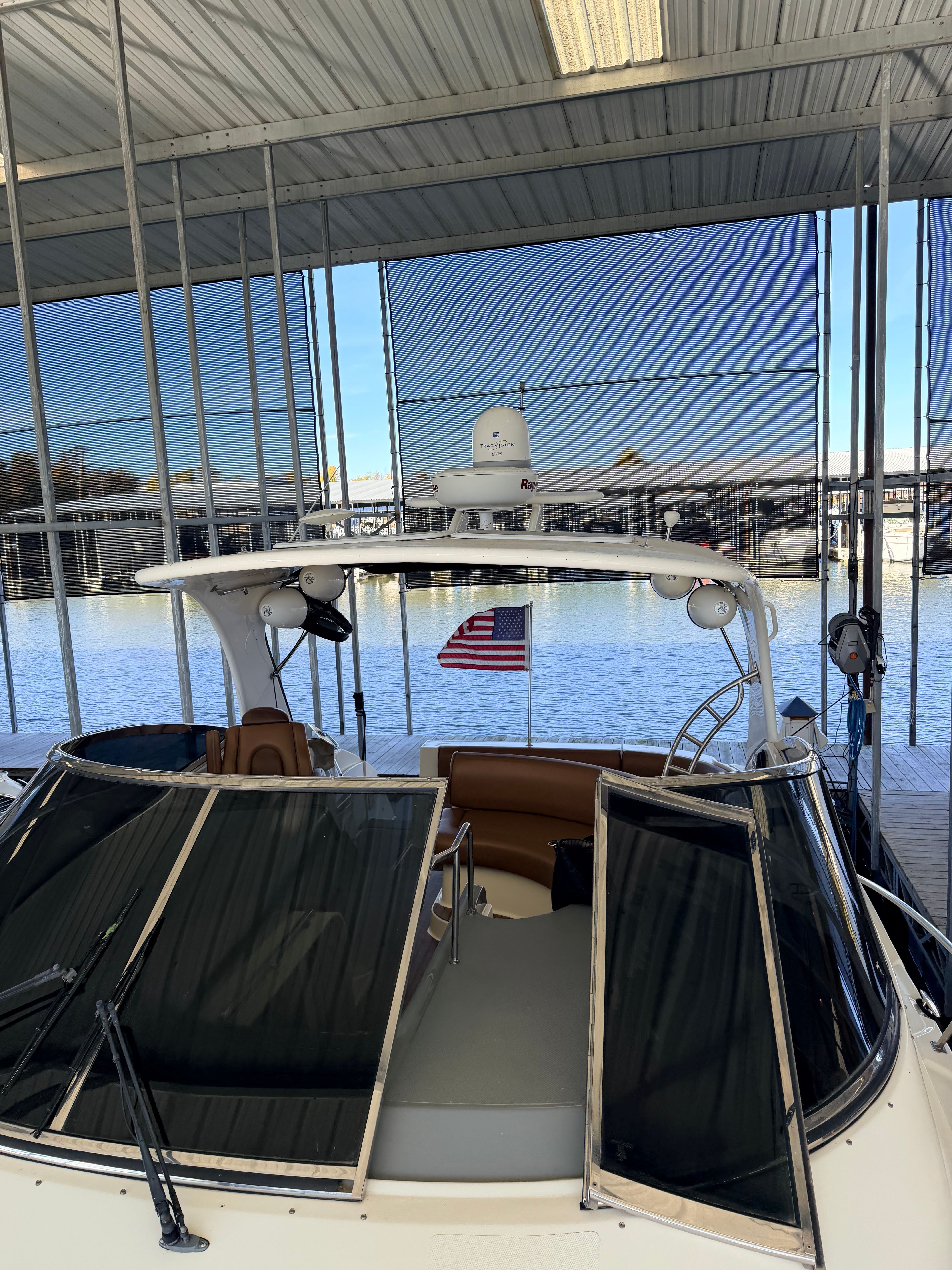 2006 Cruisers Yachts 460 Express - 35
