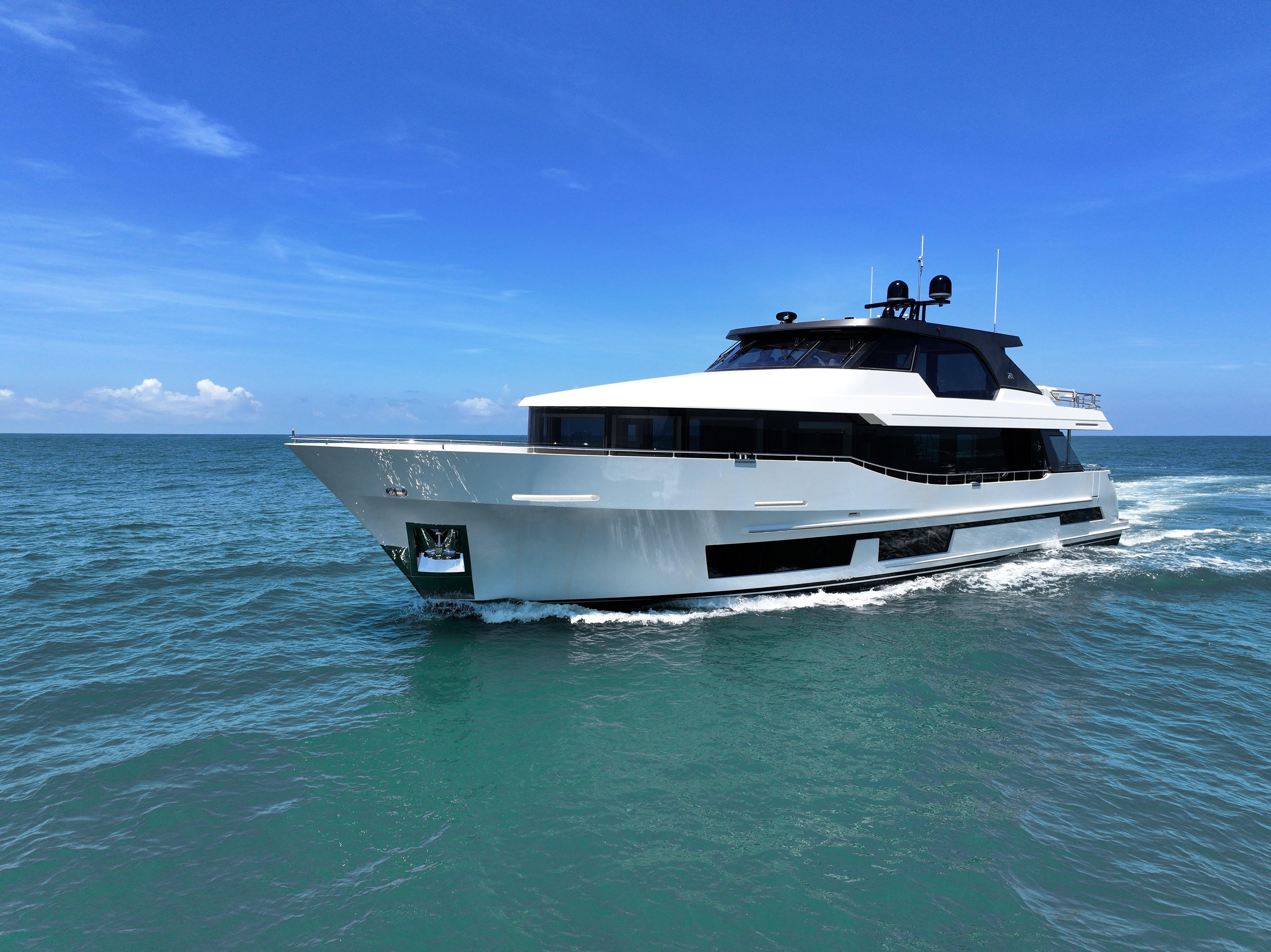 2025 Ocean Alexander 28L