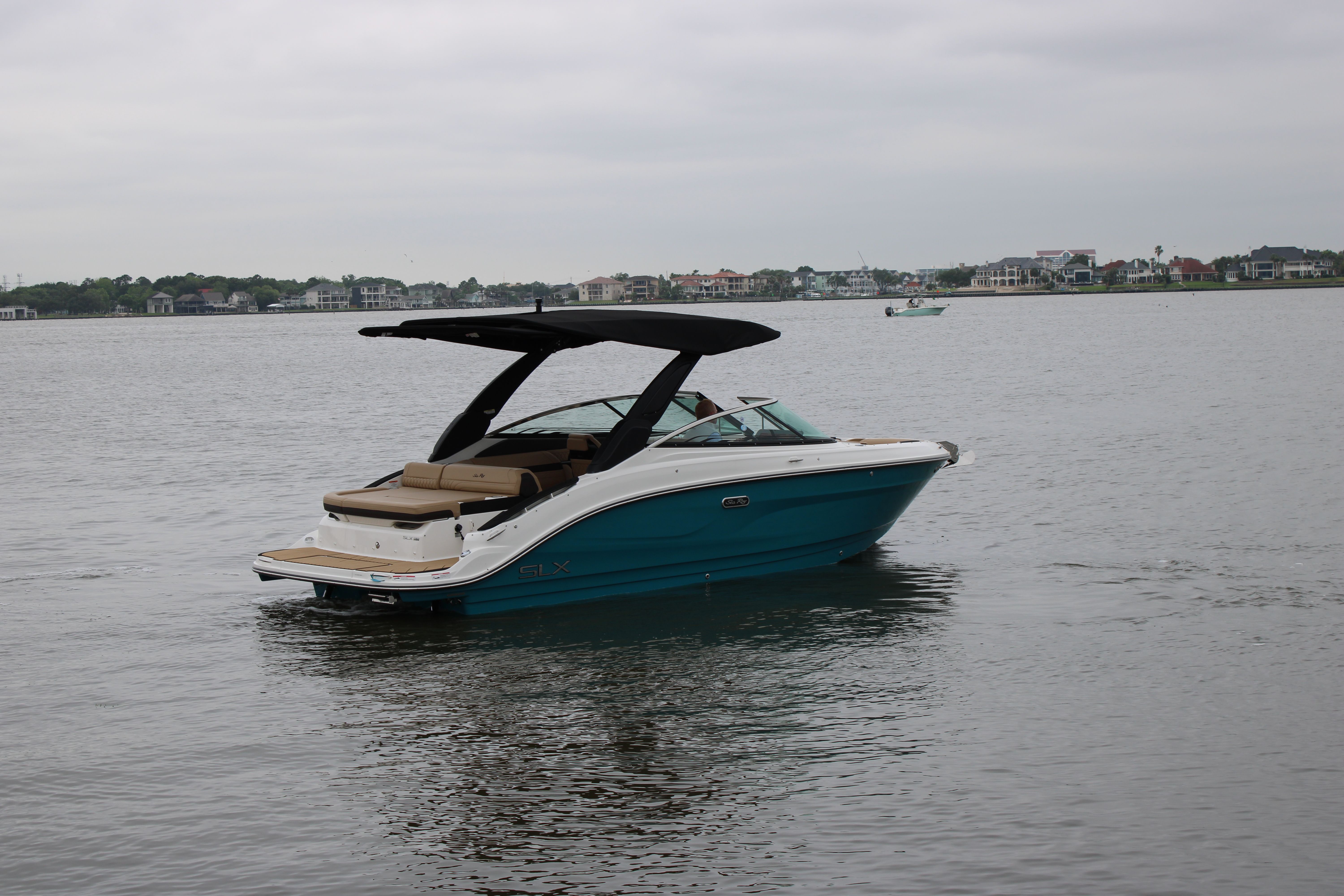 2026 Sea Ray SLX 260 - 8