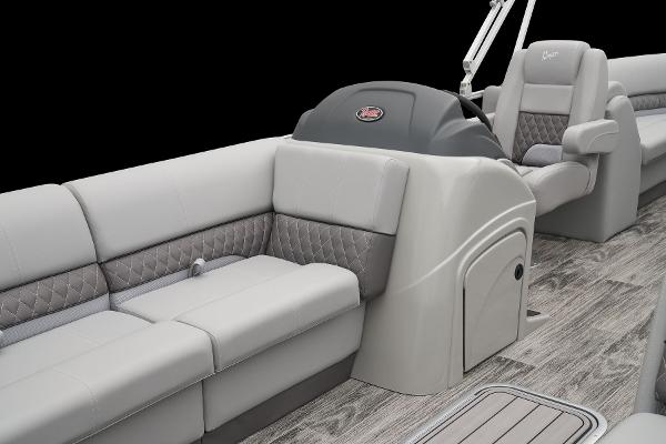 2025 Ranger Reata 243C - 57