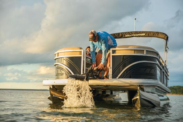 2025 Sun Tracker SportFish 22 DLX - 86