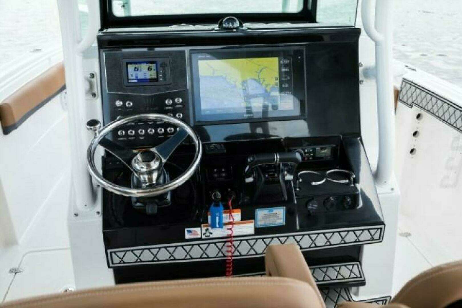 2025 Wellcraft 302 Fisherman - Image 6