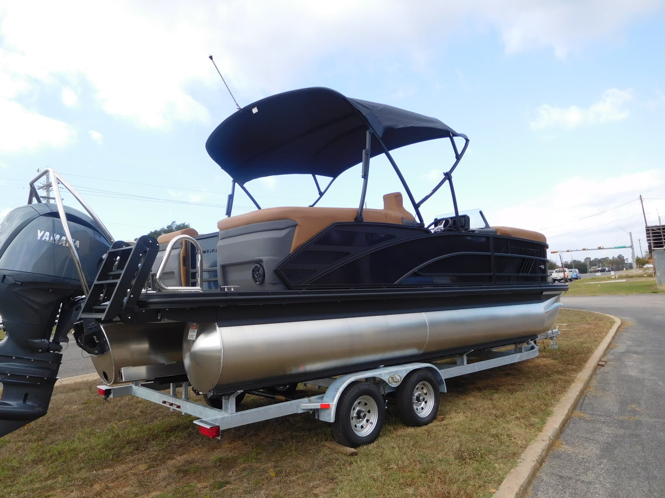 2026 Bennington 22 MFB - 26