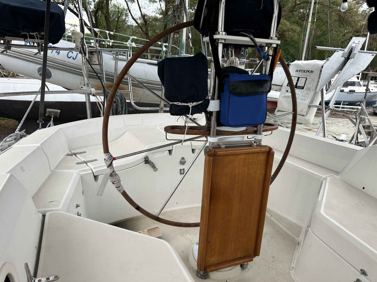 1991 Sabre 425 - Image 86