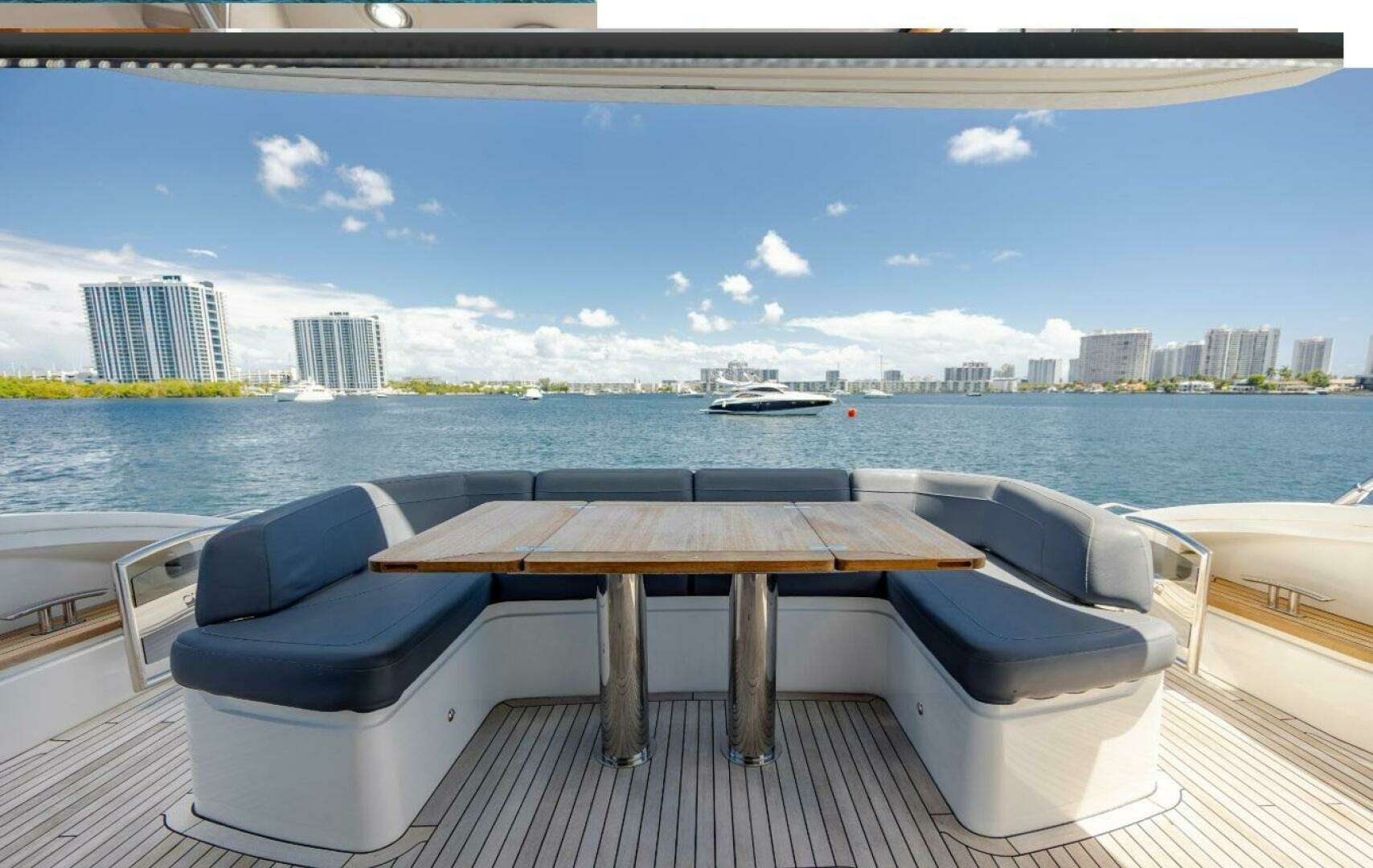 2017 Princess S65 - Image 31