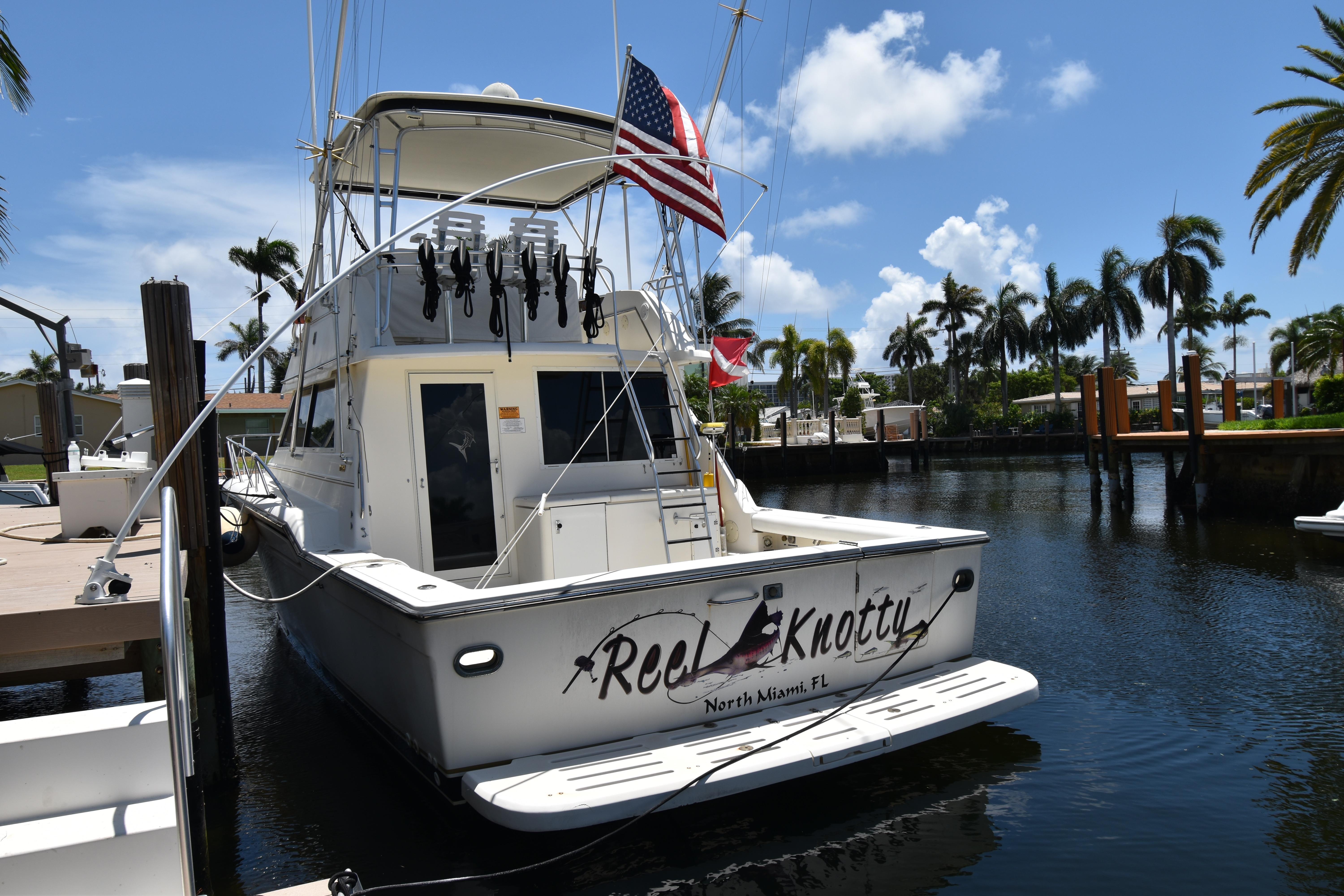 1997 Tiara Yachts 4300 Convertible