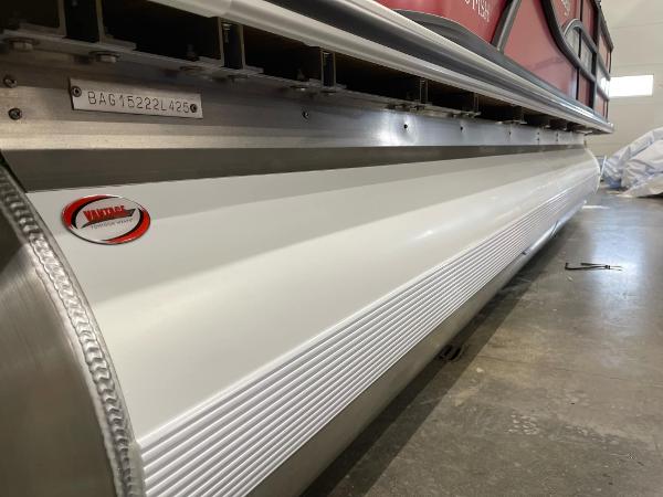 2025 Bentley Pontoons 200 Fish-N-Cruise pontoon detail in a showroom.