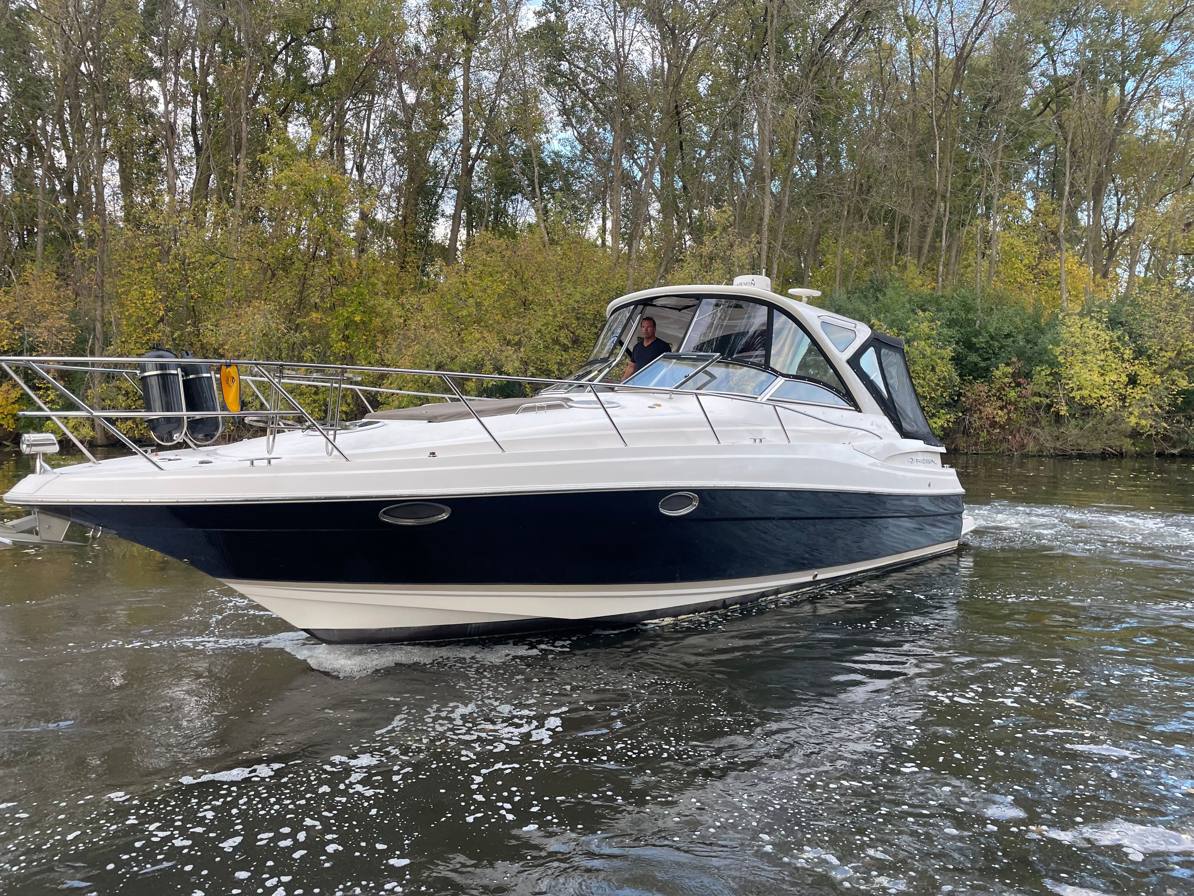 2011 Regal 38 Express - 3