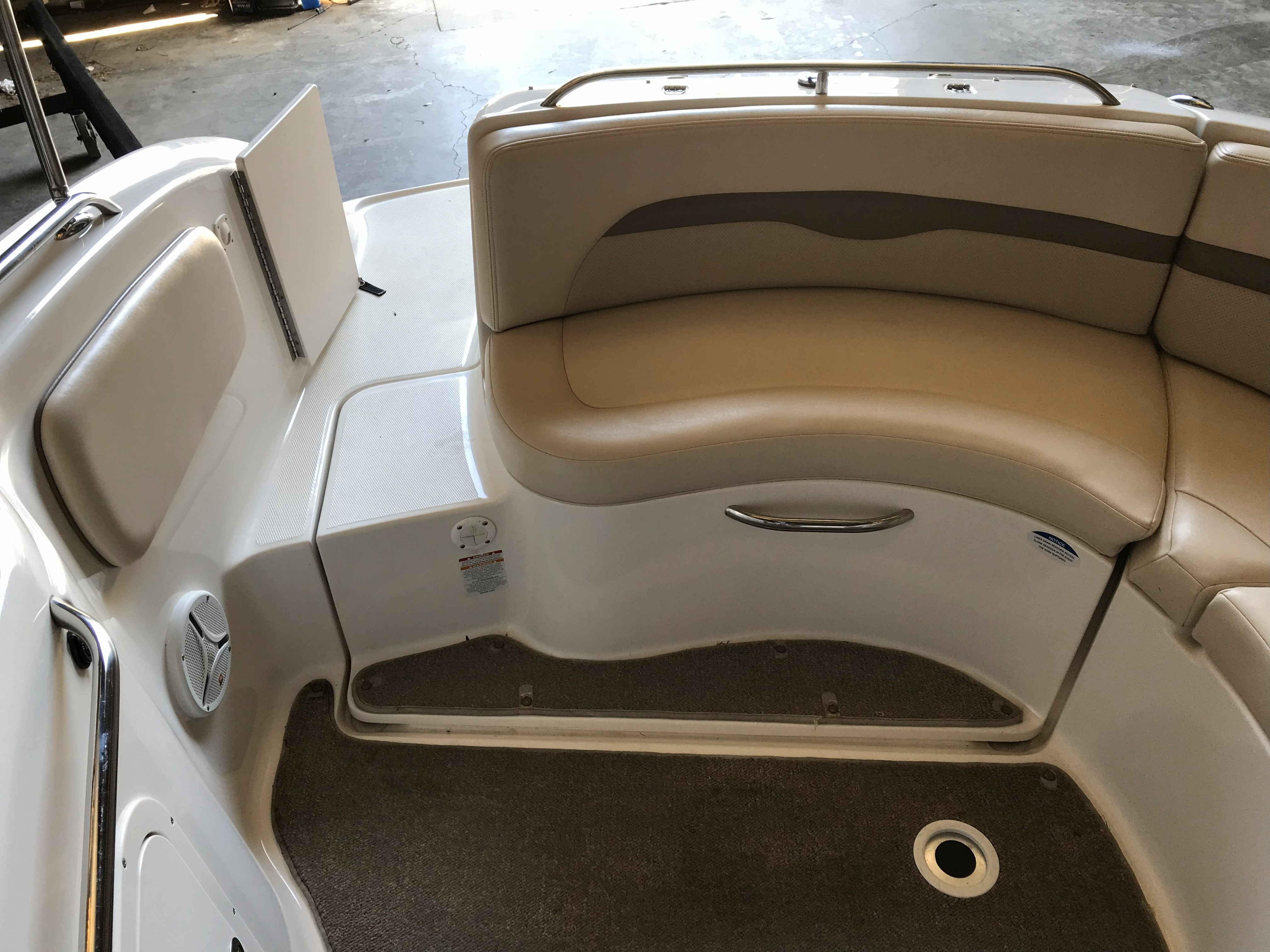 2006 Chaparral Sunesta 254 - 10